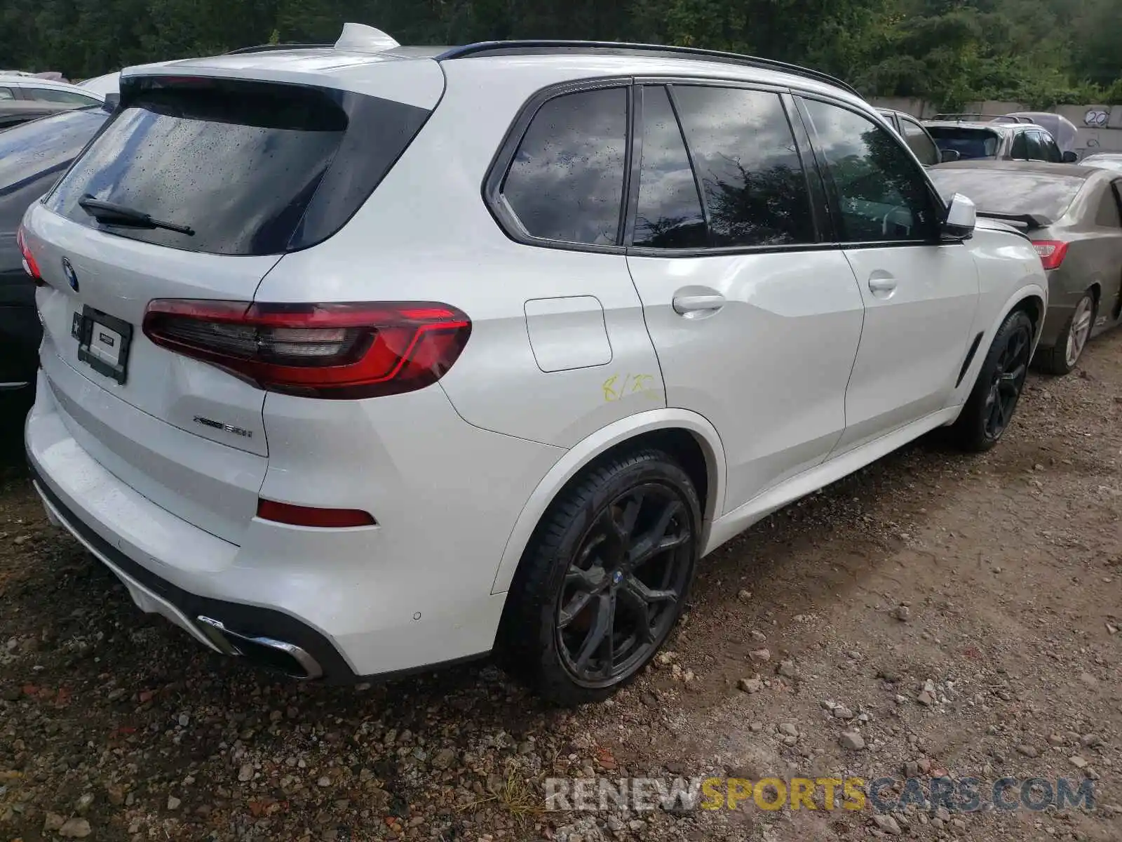 4 Фотография поврежденного автомобиля 5UXJU2C50KLB15311 BMW X5 2019