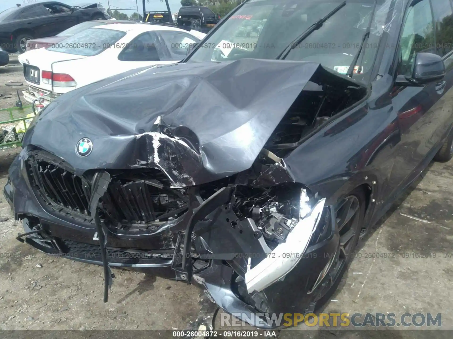 6 Photograph of a damaged car 5UXJU2C50KLN64422 BMW X5 2019