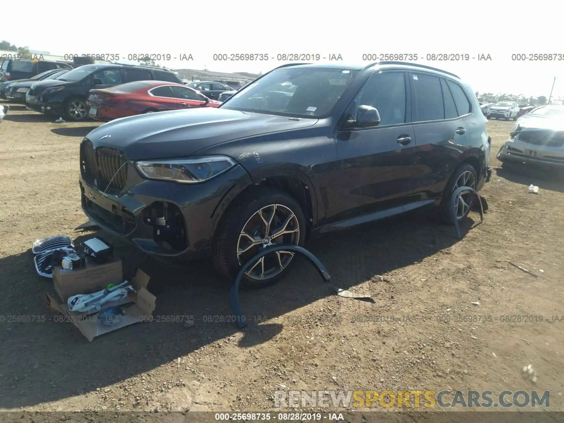 2 Фотография поврежденного автомобиля 5UXJU2C50KLN65201 BMW X5 2019