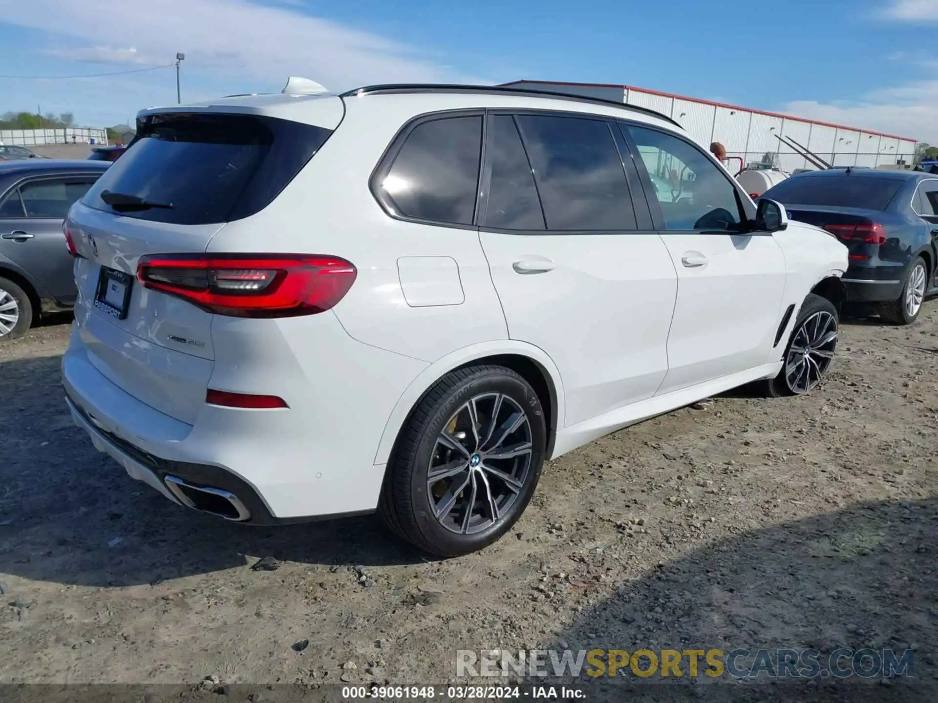 4 Фотография поврежденного автомобиля 5UXJU2C50KLN65280 BMW X5 2019