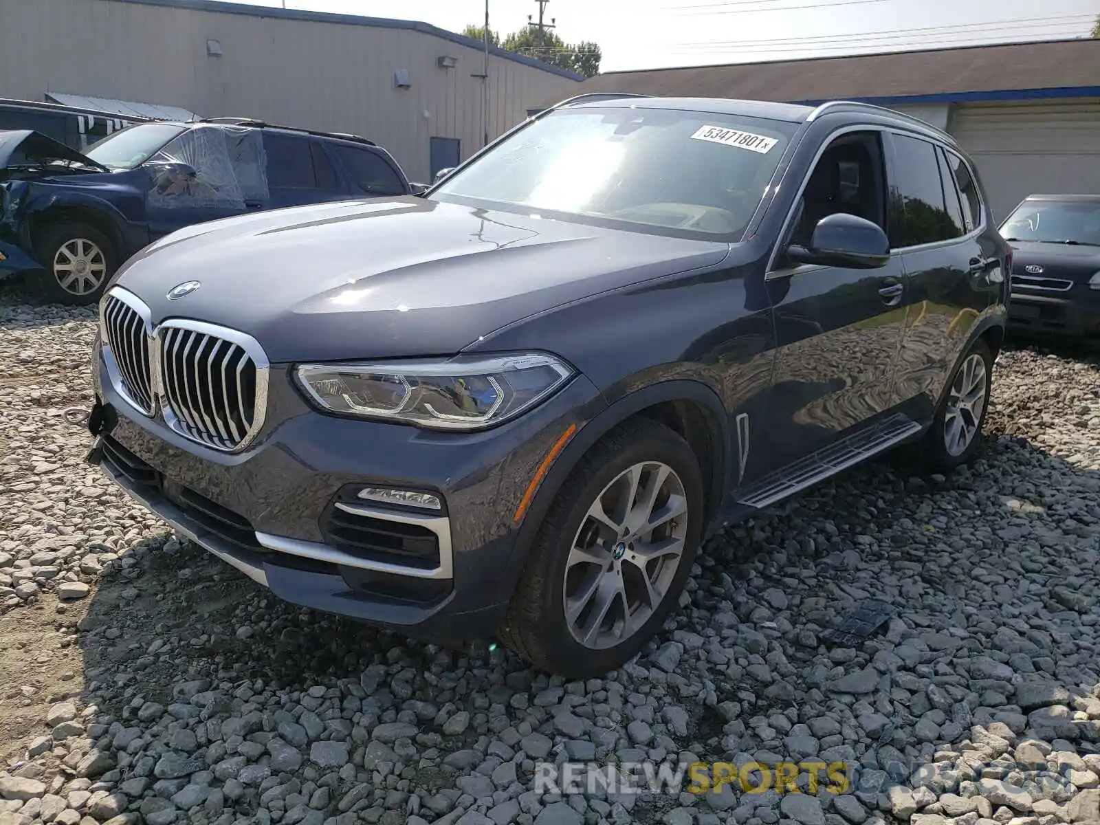 2 Photograph of a damaged car 5UXJU2C50KLN66767 BMW X5 2019