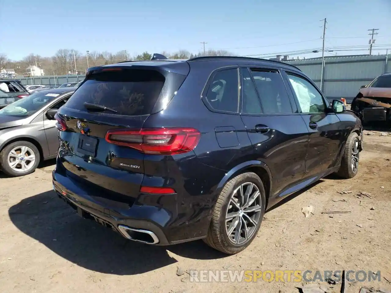 4 Photograph of a damaged car 5UXJU2C51KLB15267 BMW X5 2019