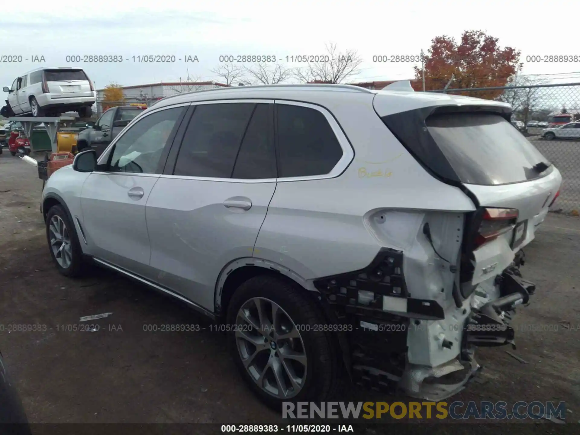 3 Photograph of a damaged car 5UXJU2C51KLN49864 BMW X5 2019