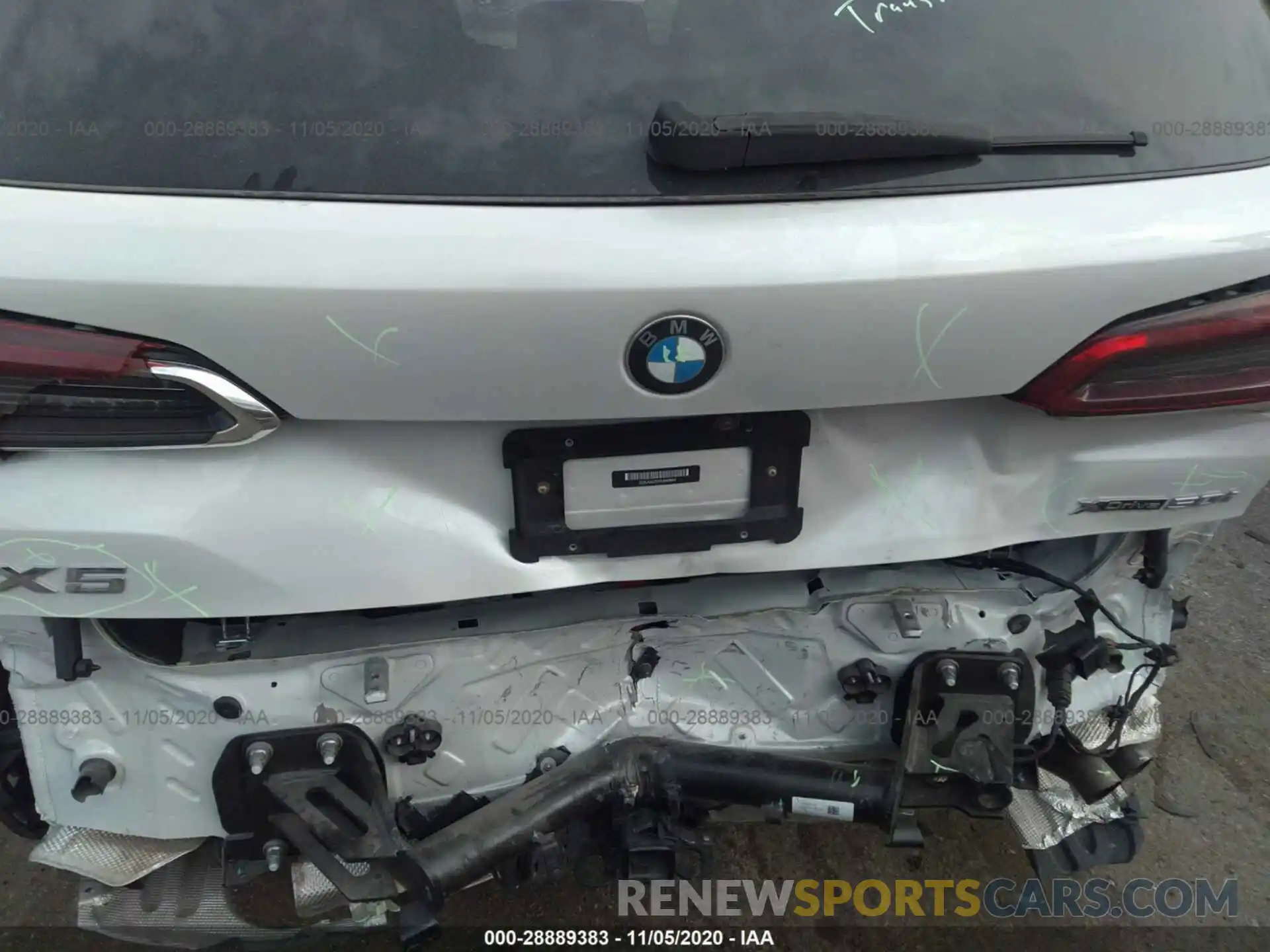 6 Photograph of a damaged car 5UXJU2C51KLN49864 BMW X5 2019