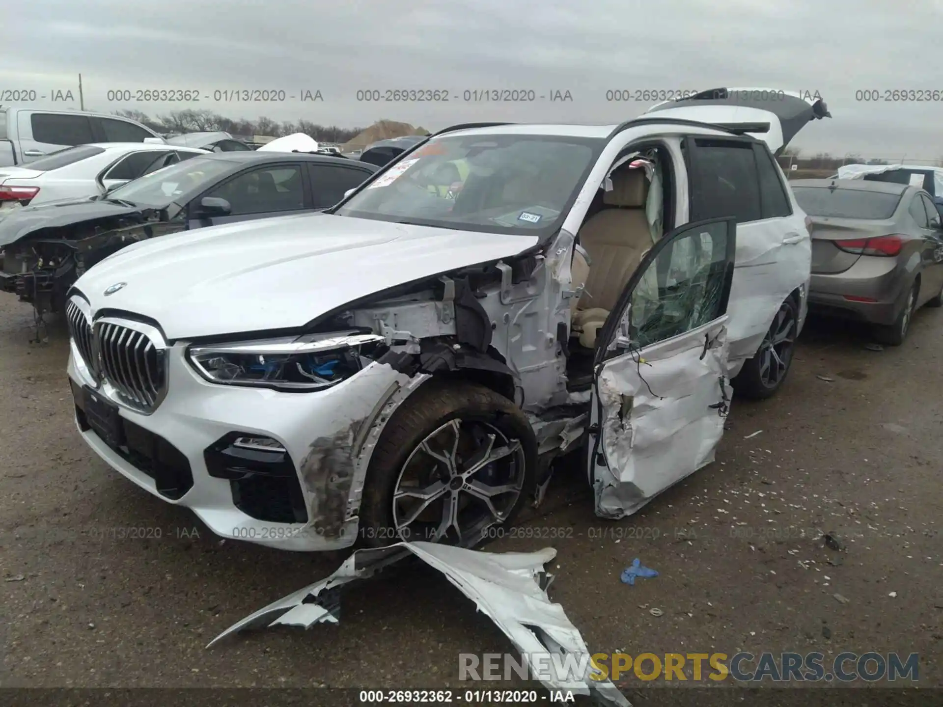 2 Фотография поврежденного автомобиля 5UXJU2C52KLN65006 BMW X5 2019
