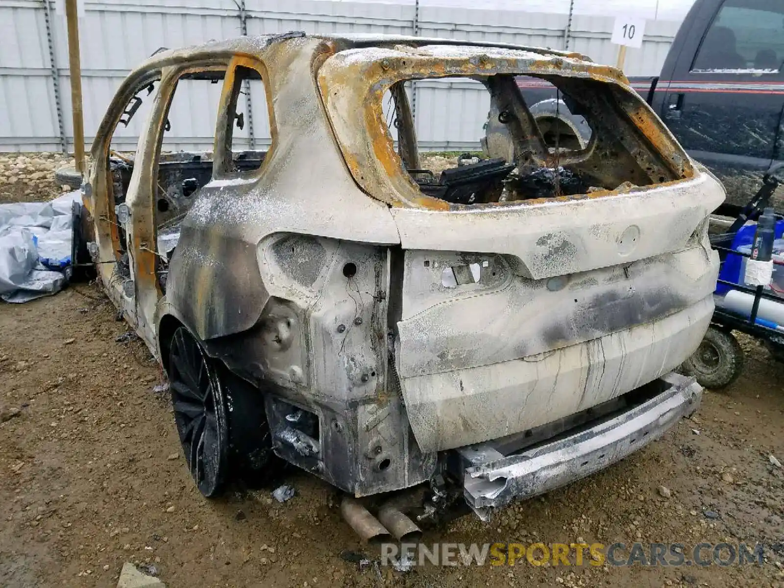 3 Photograph of a damaged car 5UXJU2C52KLN66799 BMW X5 2019