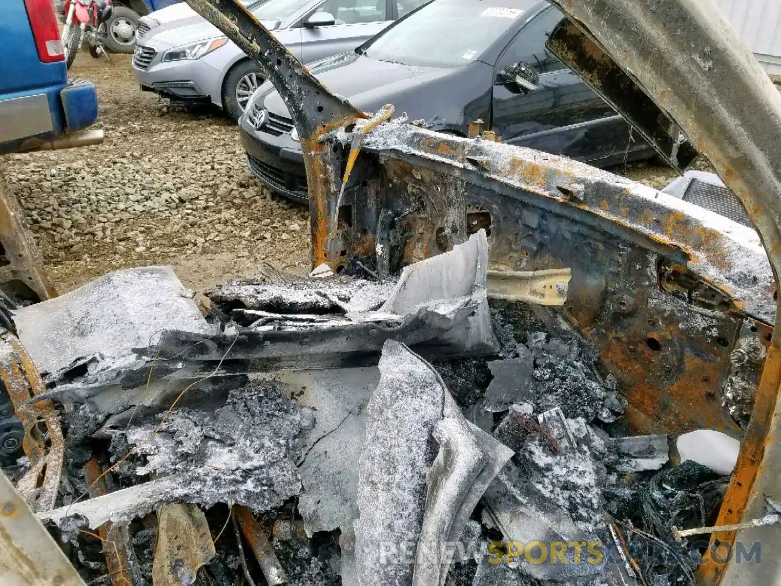5 Photograph of a damaged car 5UXJU2C52KLN66799 BMW X5 2019