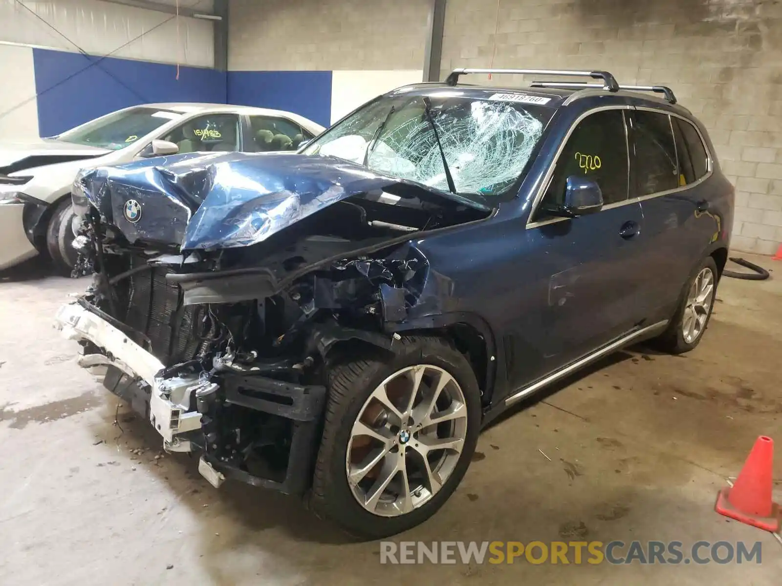 2 Photograph of a damaged car 5UXJU2C52KLN67645 BMW X5 2019