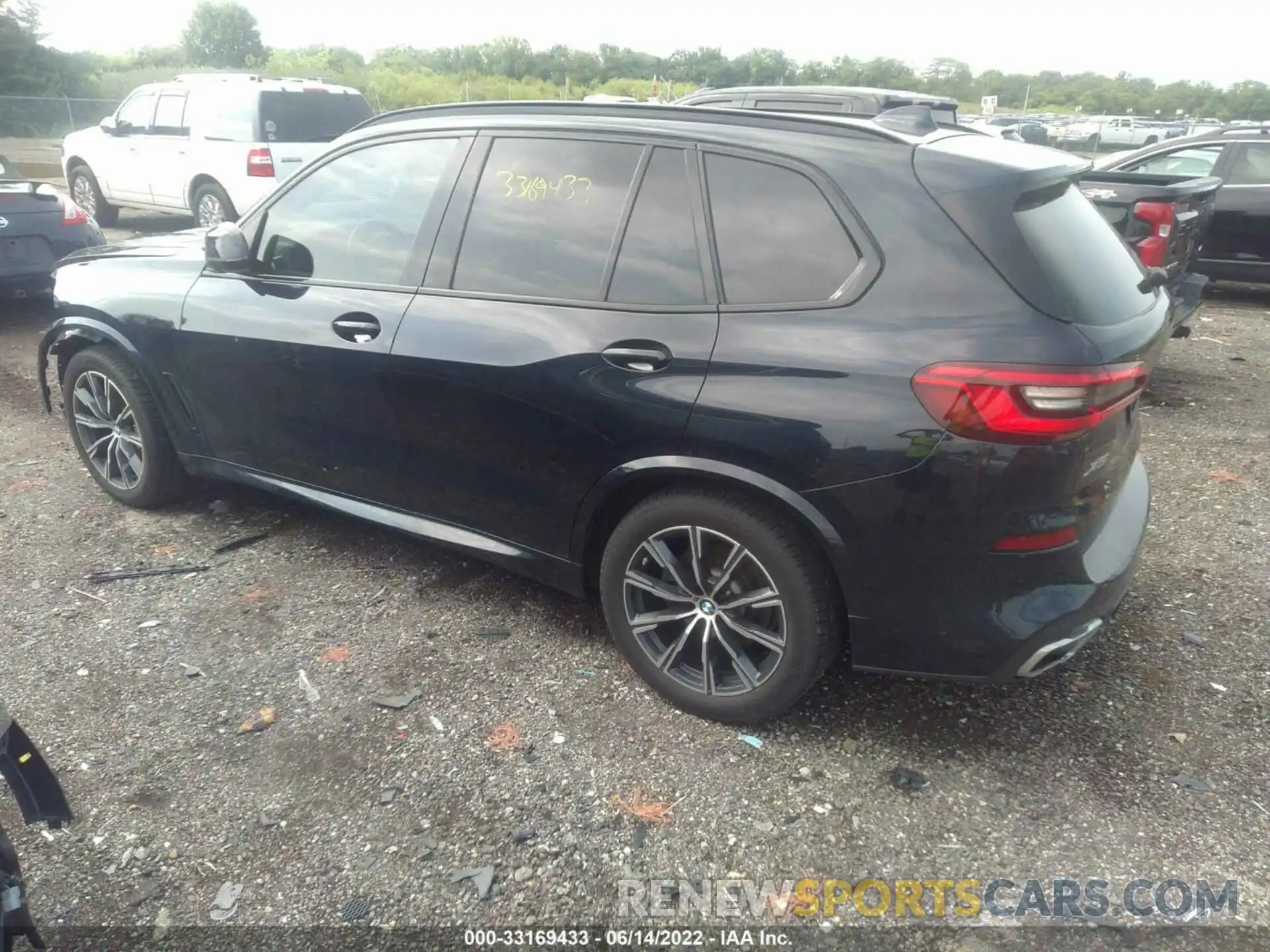 3 Photograph of a damaged car 5UXJU2C53KLN64348 BMW X5 2019