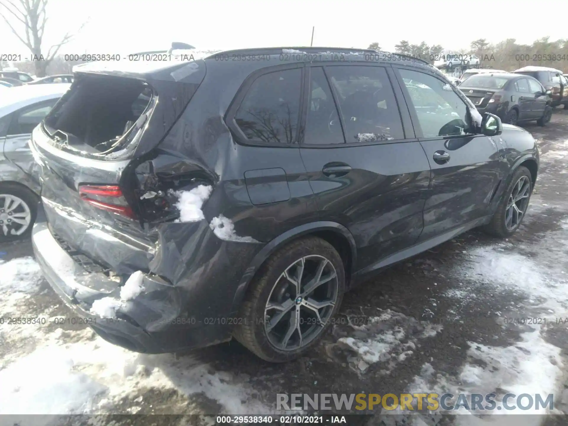 4 Photograph of a damaged car 5UXJU2C53KLN66195 BMW X5 2019