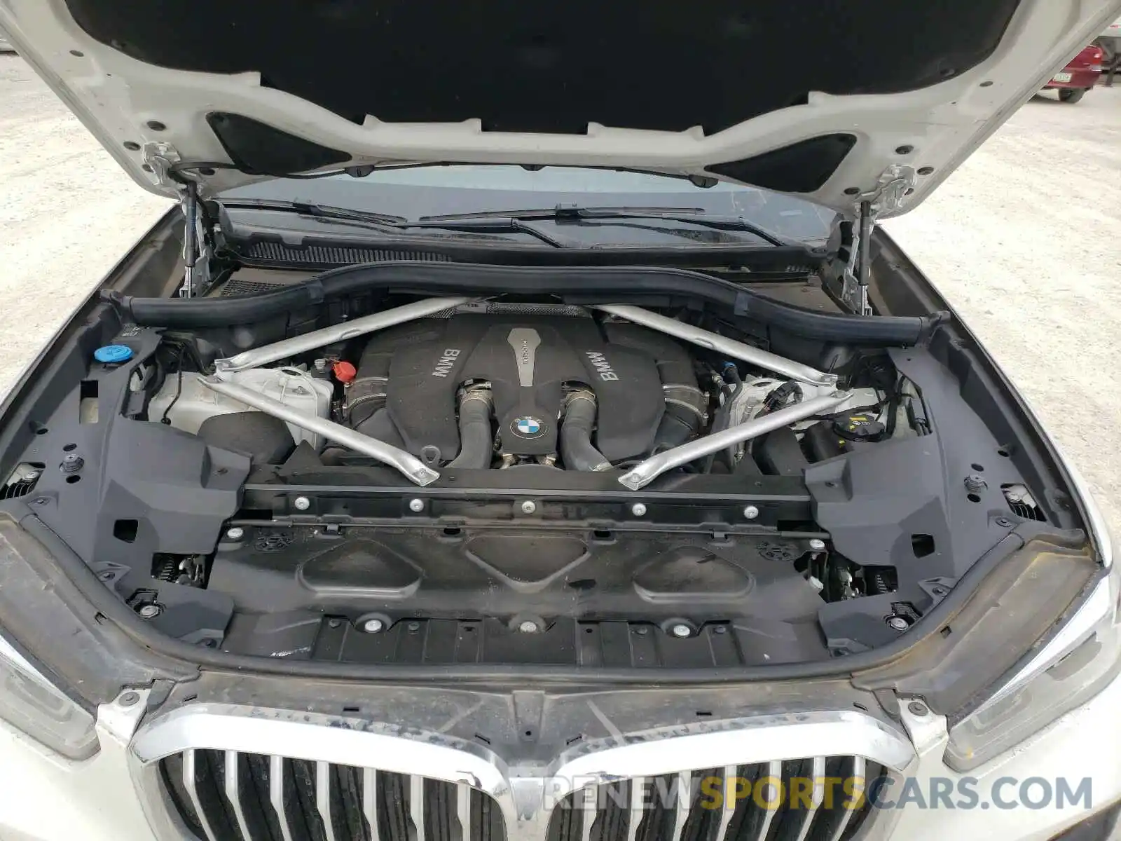 7 Photograph of a damaged car 5UXJU2C55KLN65002 BMW X5 2019