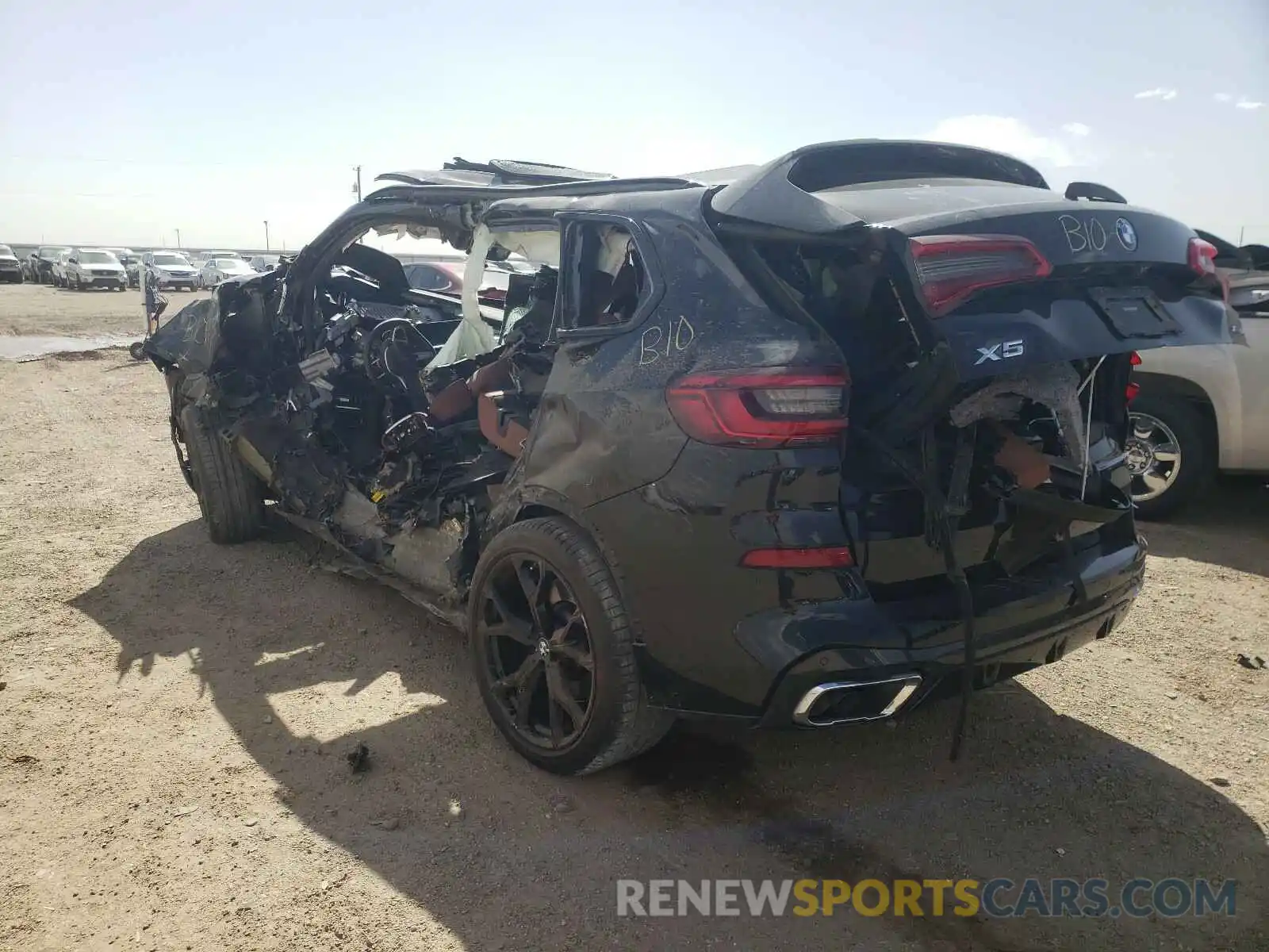 3 Photograph of a damaged car 5UXJU2C57KLB15371 BMW X5 2019