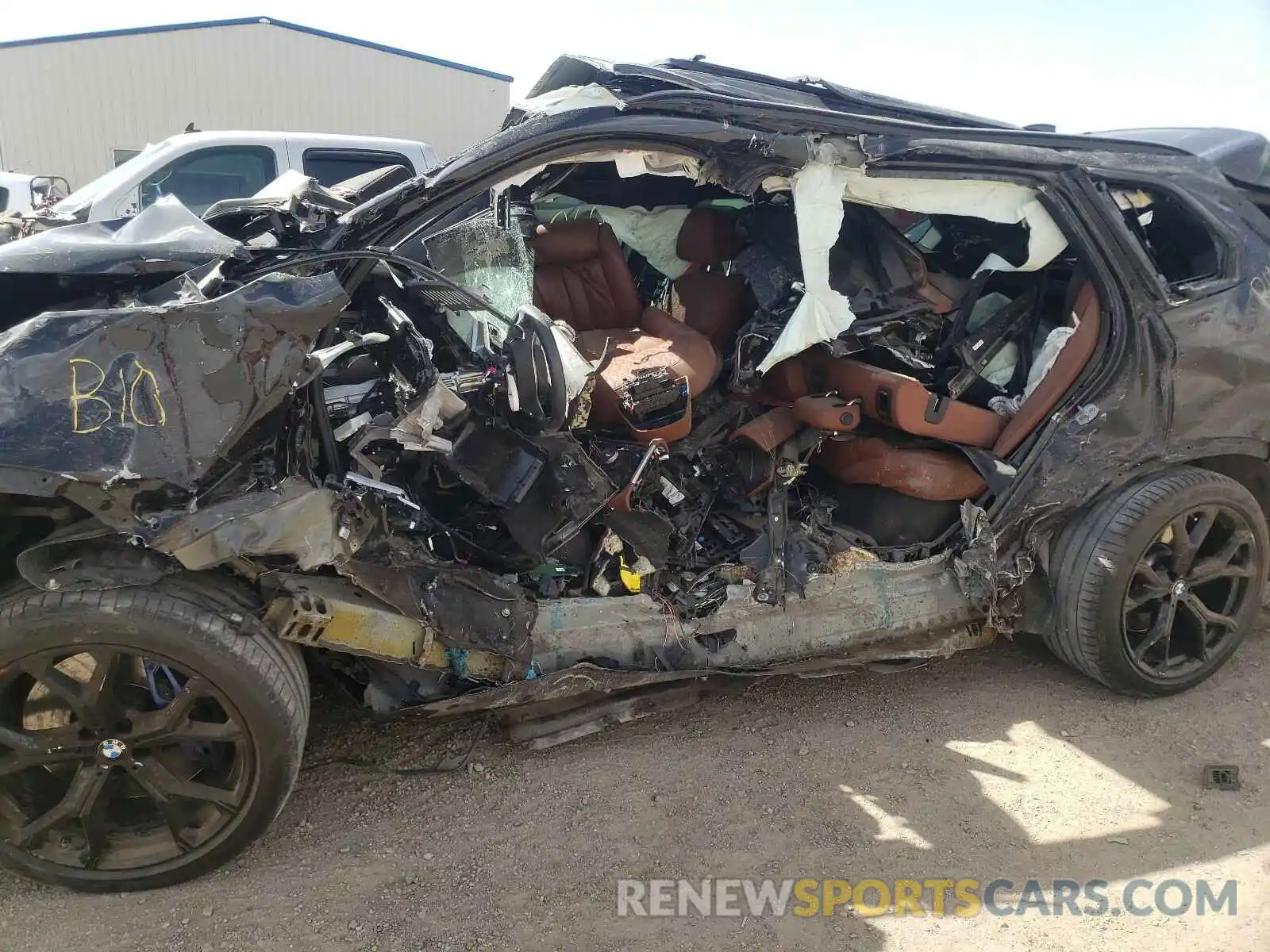 9 Photograph of a damaged car 5UXJU2C57KLB15371 BMW X5 2019