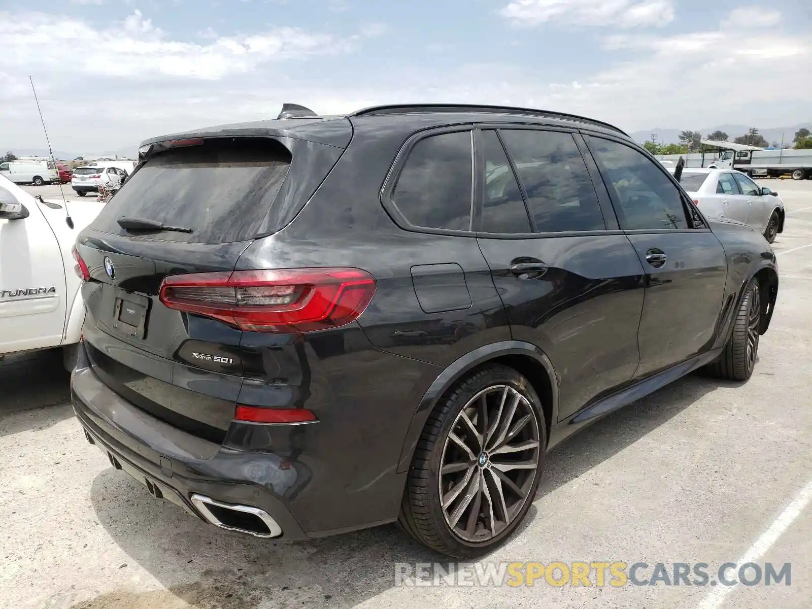 4 Фотография поврежденного автомобиля 5UXJU2C57KLN66054 BMW X5 2019