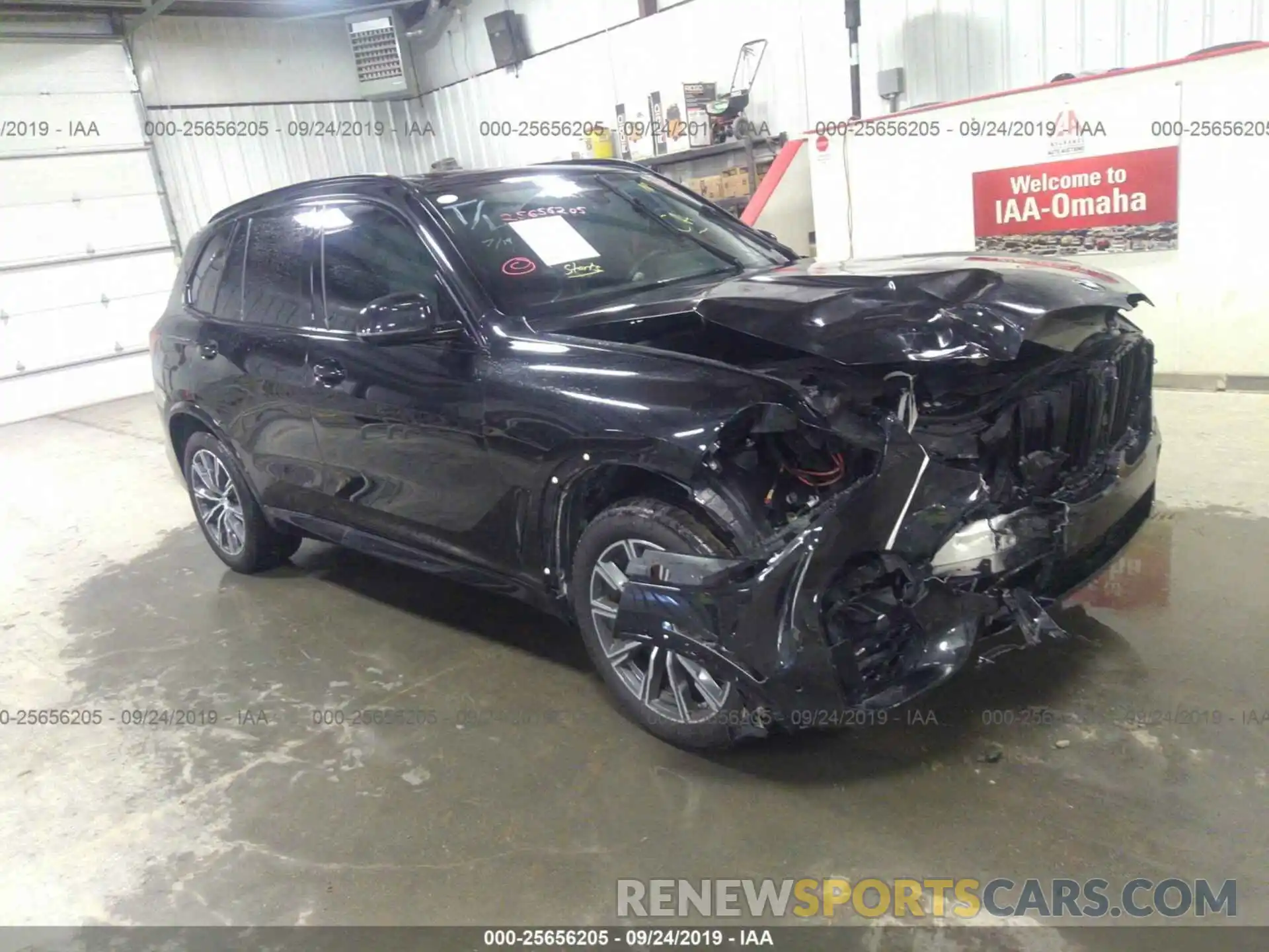 1 Photograph of a damaged car 5UXJU2C5XKLN64587 BMW X5 2019