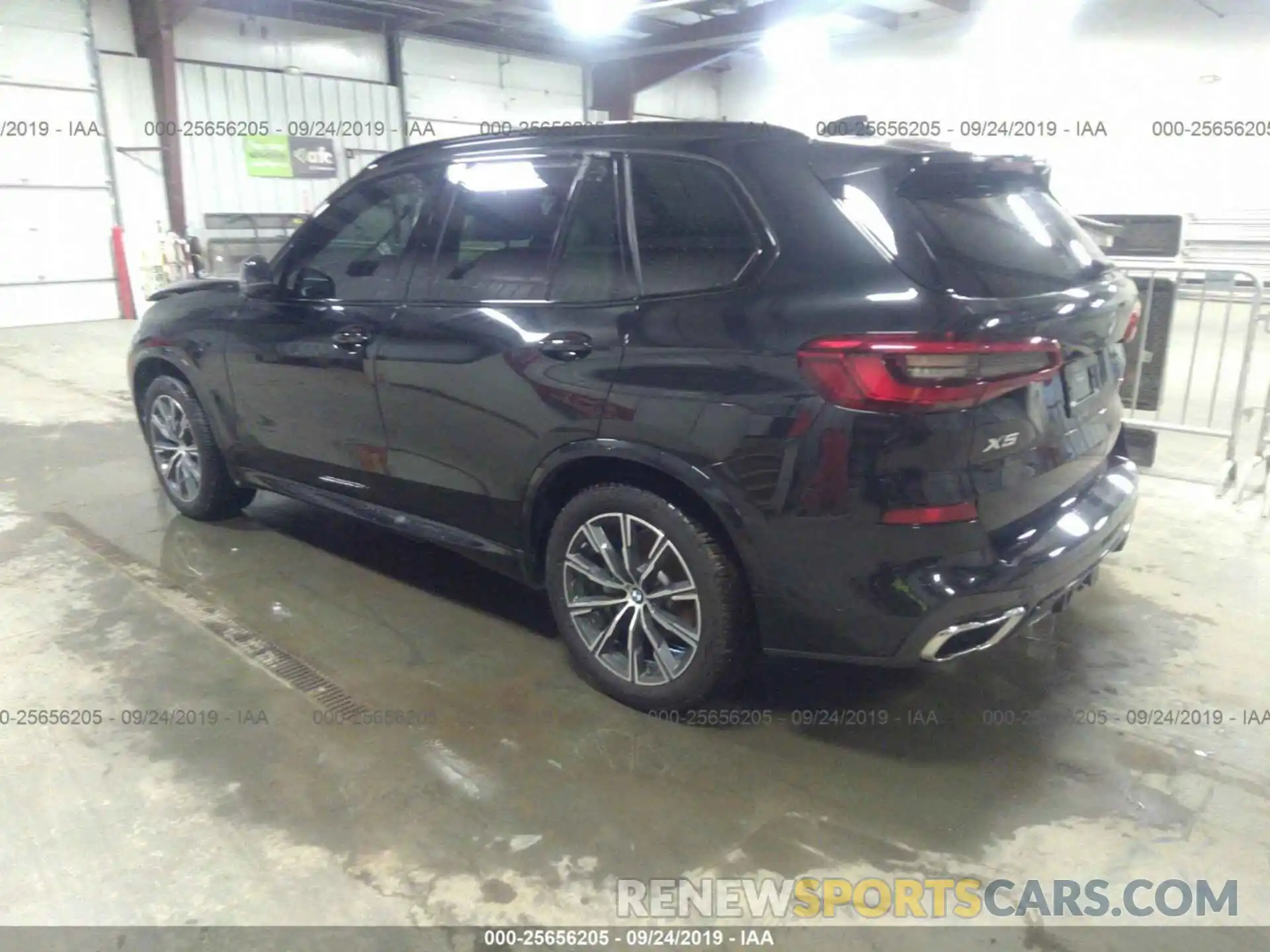 3 Фотография поврежденного автомобиля 5UXJU2C5XKLN64587 BMW X5 2019