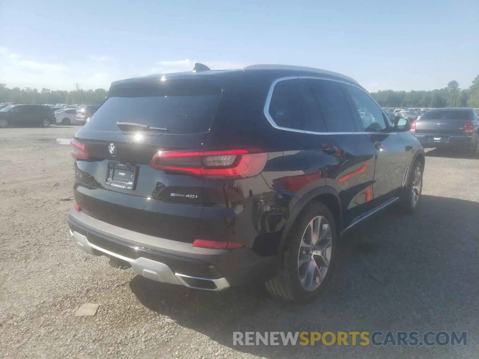 4 Photograph of a damaged car 5UXCR4C00L9B94553 BMW X5 2020