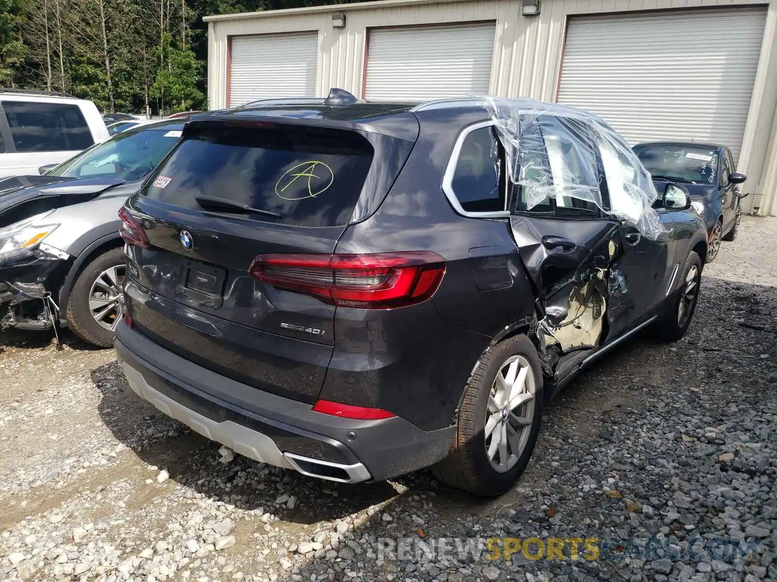 4 Photograph of a damaged car 5UXCR4C00L9C89310 BMW X5 2020