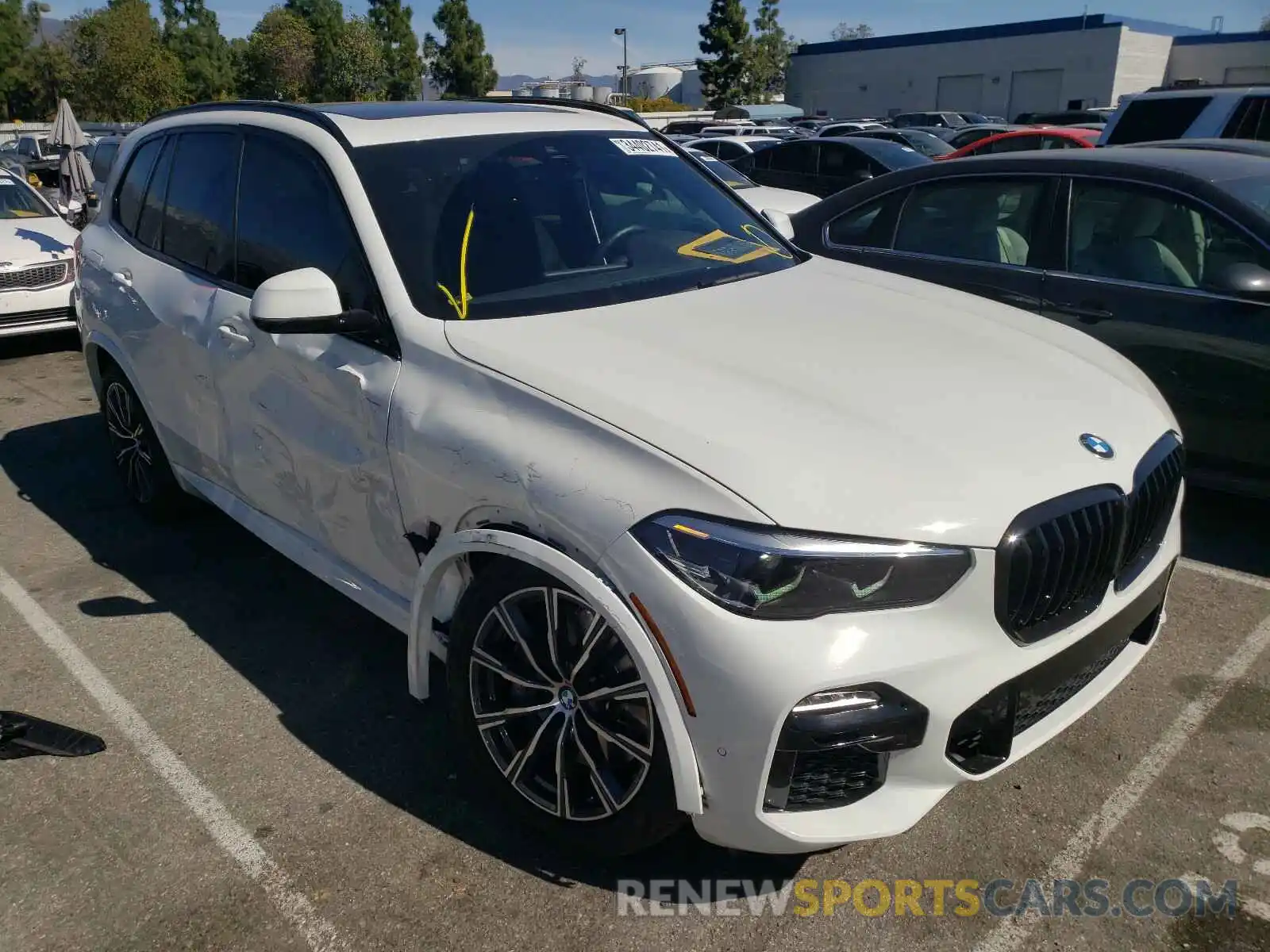 1 Photograph of a damaged car 5UXCR4C00LLW64516 BMW X5 2020