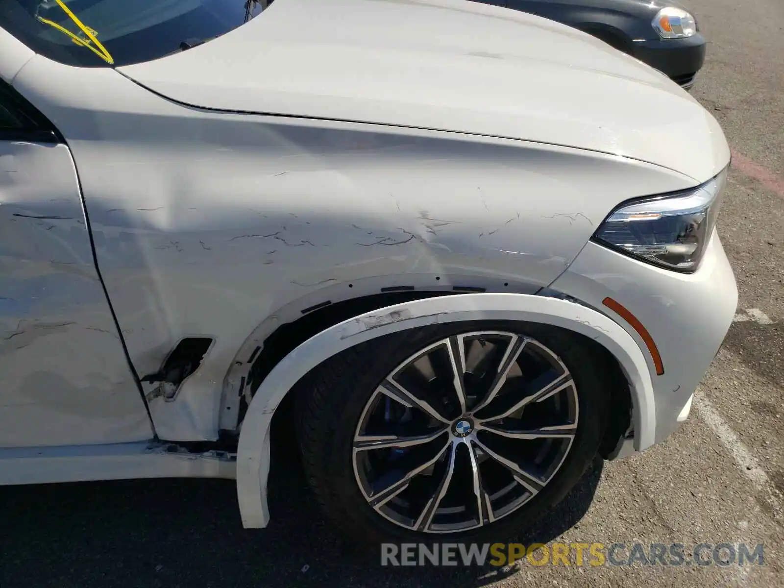 9 Photograph of a damaged car 5UXCR4C00LLW64516 BMW X5 2020
