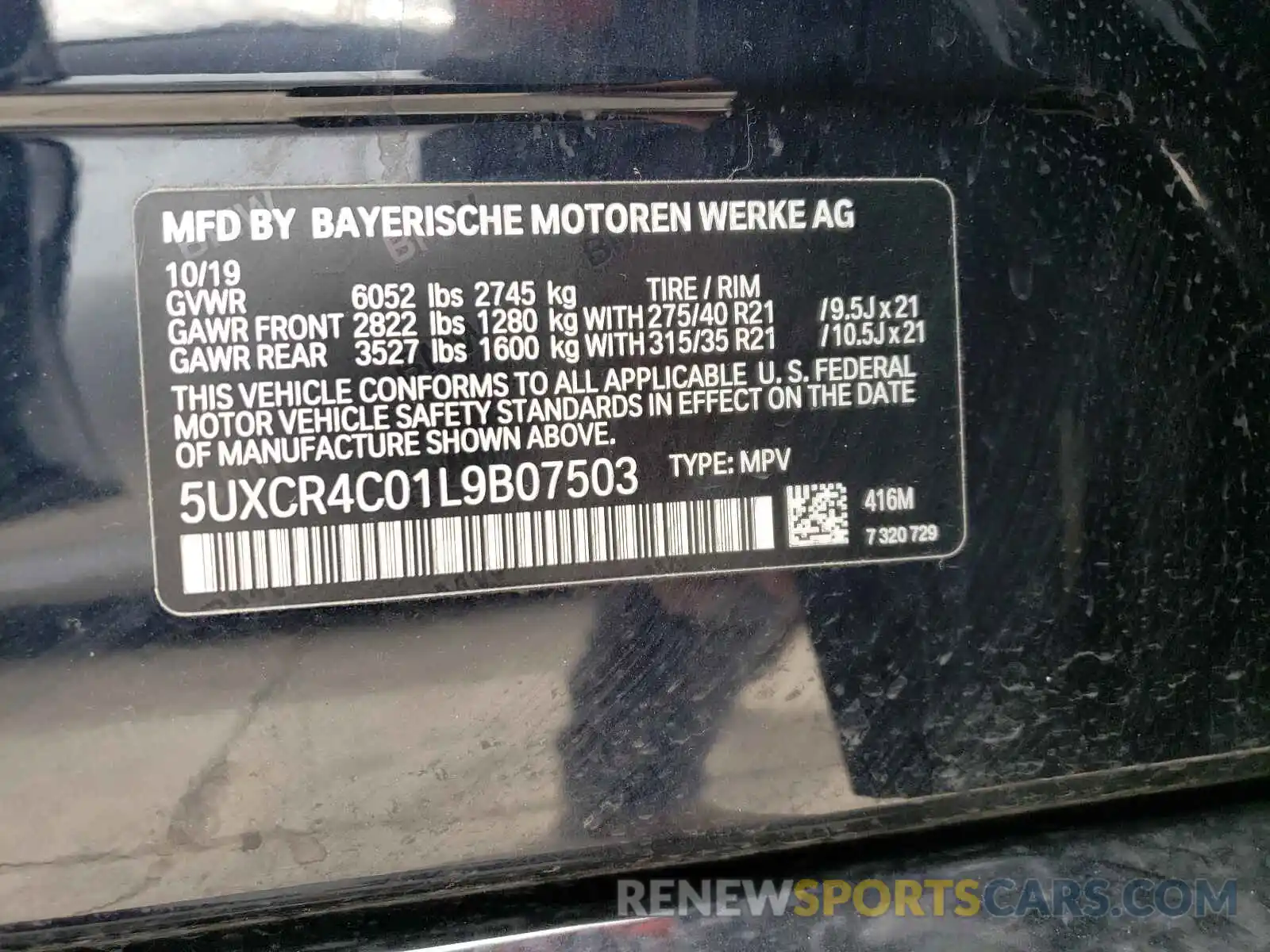 10 Photograph of a damaged car 5UXCR4C01L9B07503 BMW X5 2020