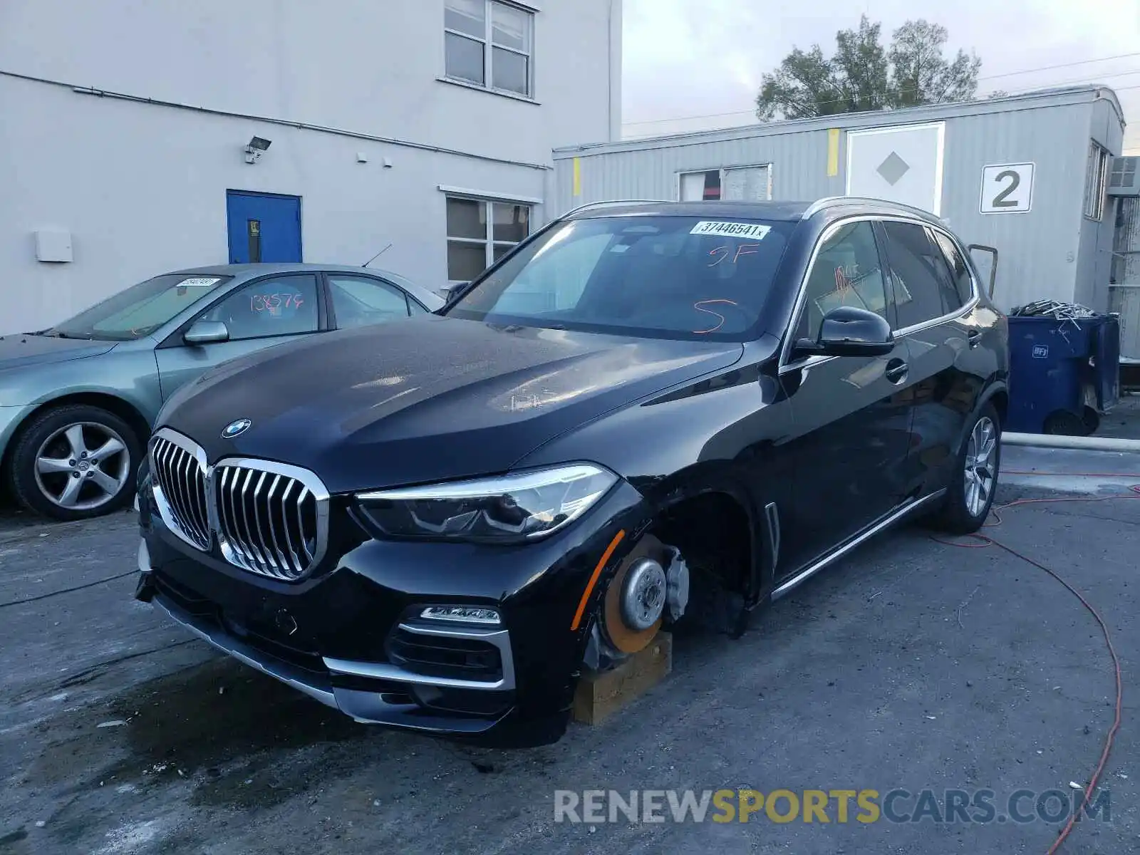 2 Фотография поврежденного автомобиля 5UXCR4C01L9B51338 BMW X5 2020