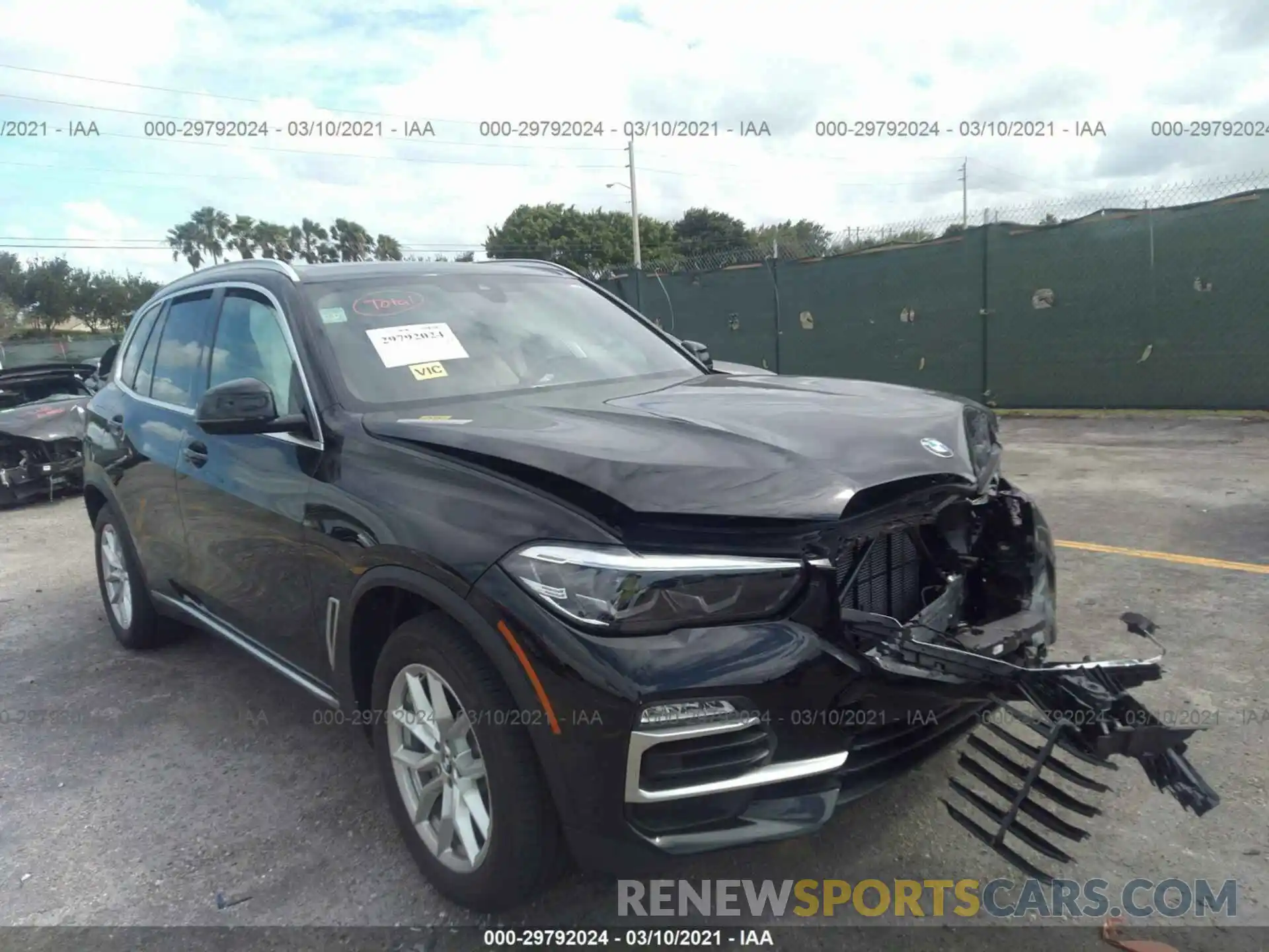 1 Photograph of a damaged car 5UXCR4C01L9C79594 BMW X5 2020