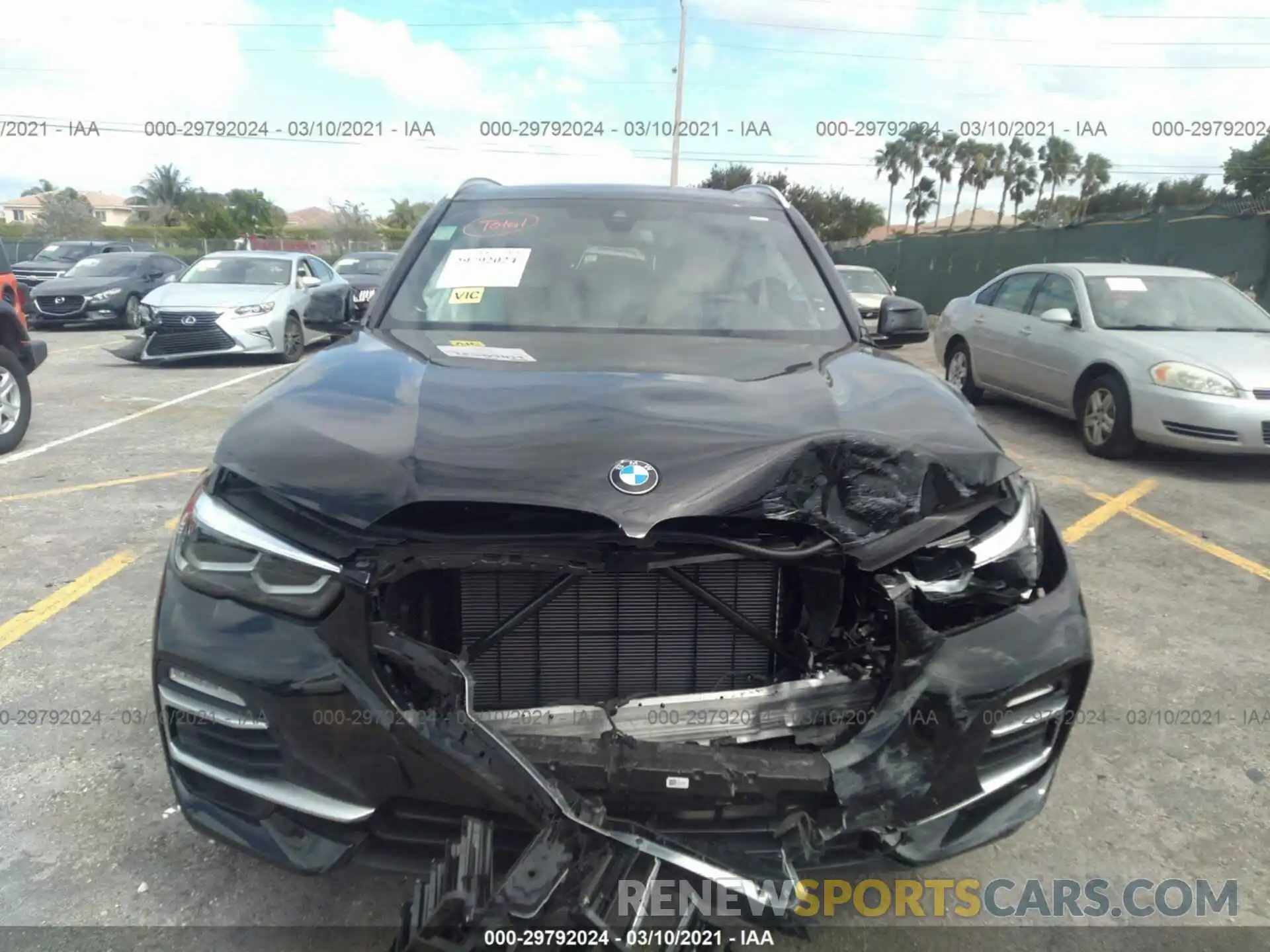 6 Photograph of a damaged car 5UXCR4C01L9C79594 BMW X5 2020