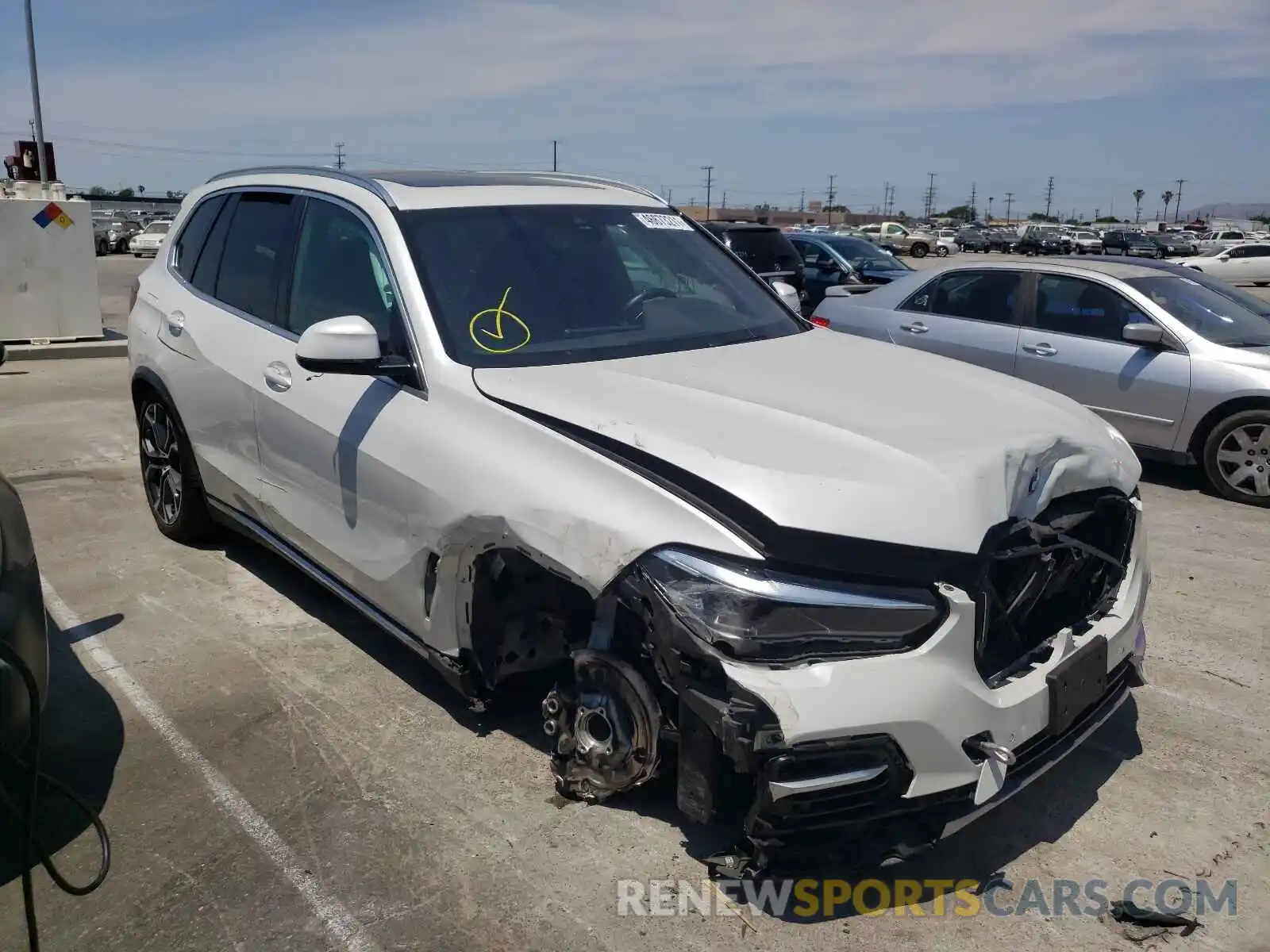 1 Photograph of a damaged car 5UXCR4C01LLT19012 BMW X5 2020