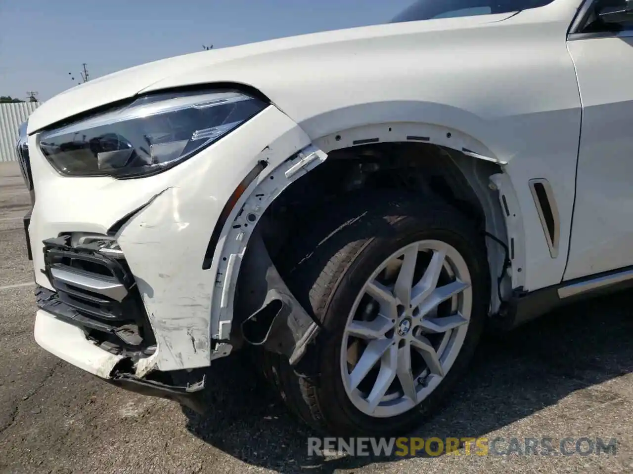 9 Photograph of a damaged car 5UXCR4C02L9B68746 BMW X5 2020