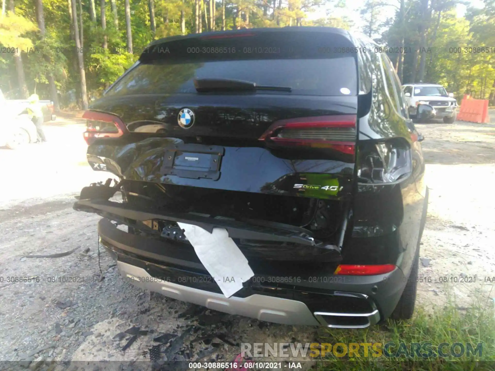 6 Photograph of a damaged car 5UXCR4C02L9C96145 BMW X5 2020