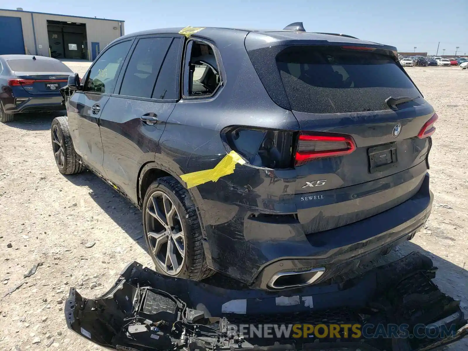 3 Фотография поврежденного автомобиля 5UXCR4C02LLW63755 BMW X5 2020