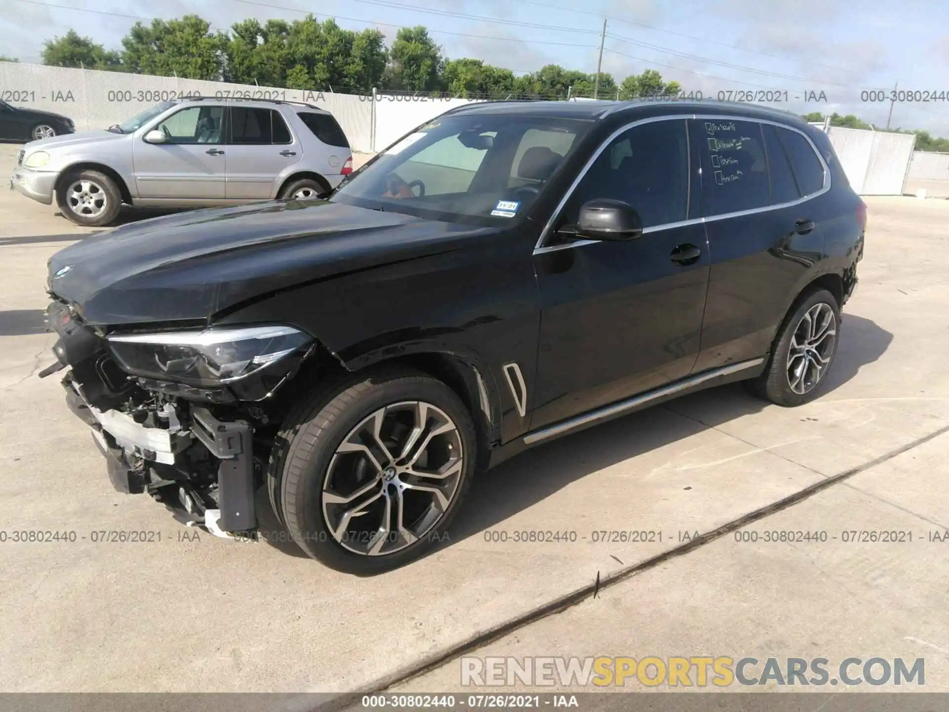 2 Photograph of a damaged car 5UXCR4C02LLW65005 BMW X5 2020