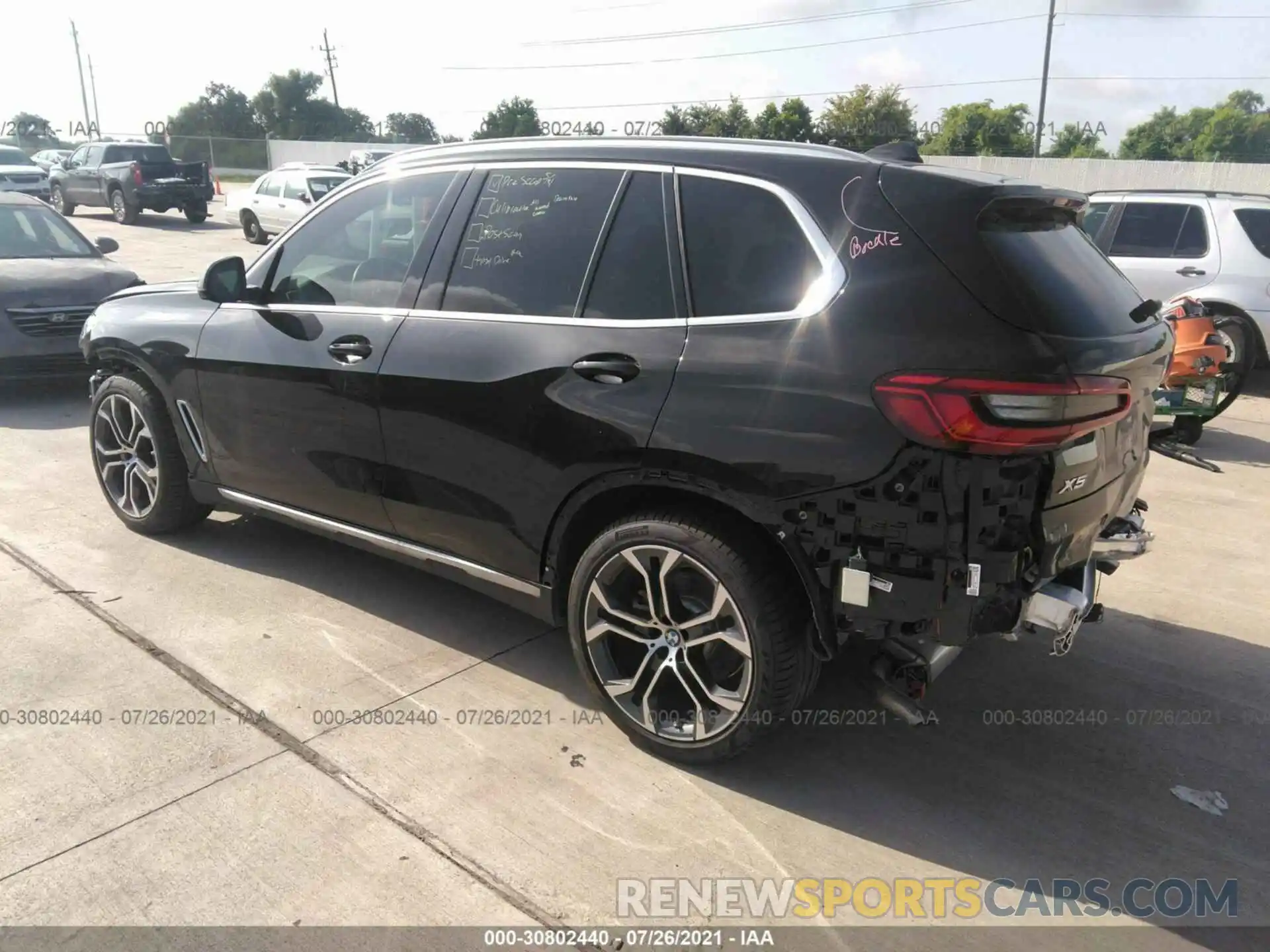 3 Photograph of a damaged car 5UXCR4C02LLW65005 BMW X5 2020