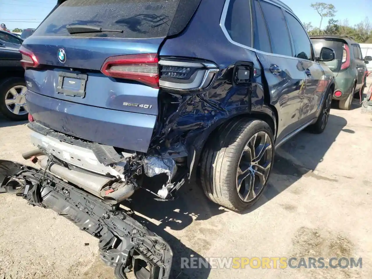 9 Photograph of a damaged car 5UXCR4C03L9B44634 BMW X5 2020