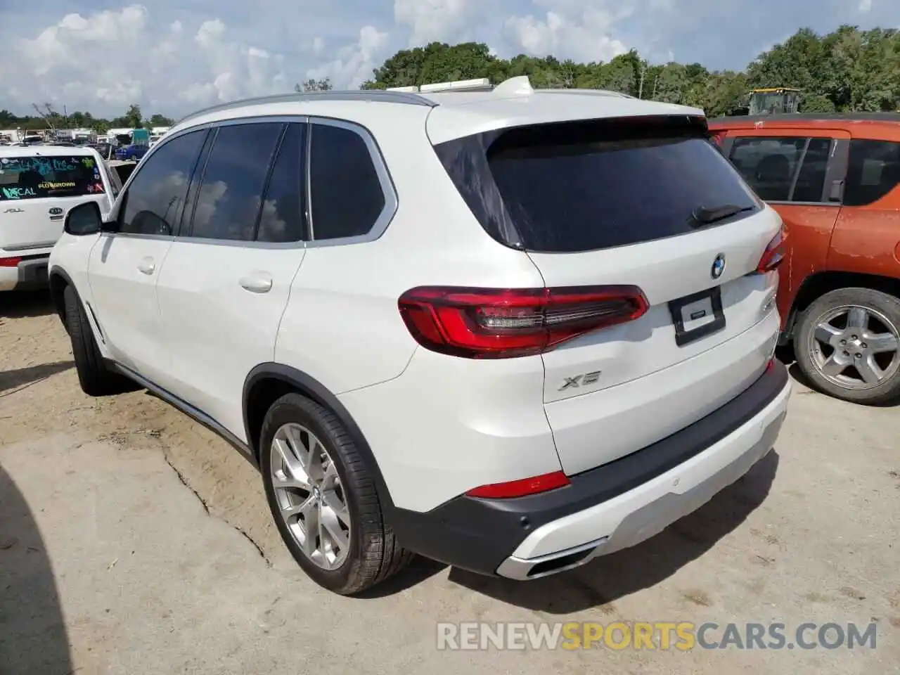 3 Photograph of a damaged car 5UXCR4C03L9C05836 BMW X5 2020