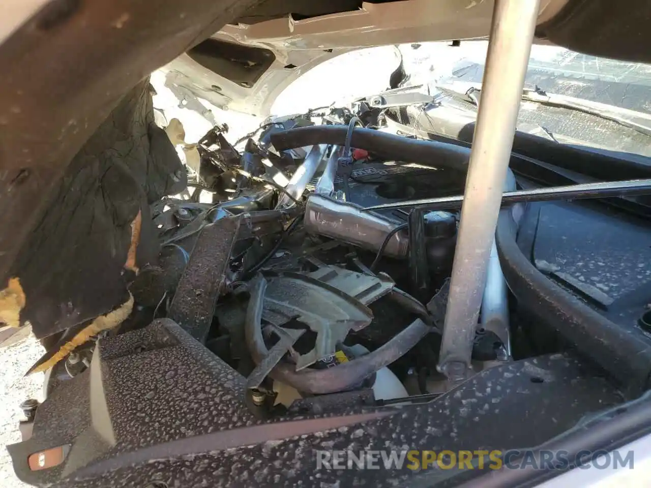 12 Photograph of a damaged car 5UXCR4C03L9C18263 BMW X5 2020