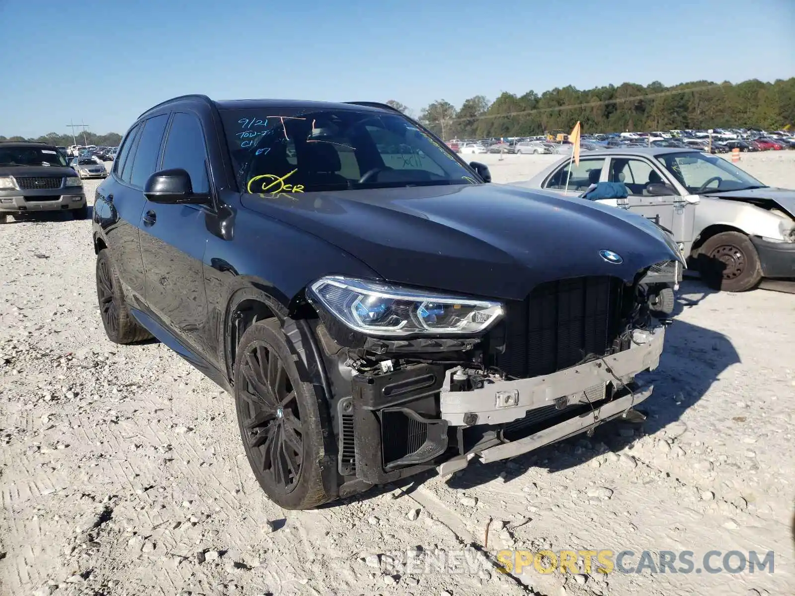 1 Photograph of a damaged car 5UXCR4C03LLT18704 BMW X5 2020