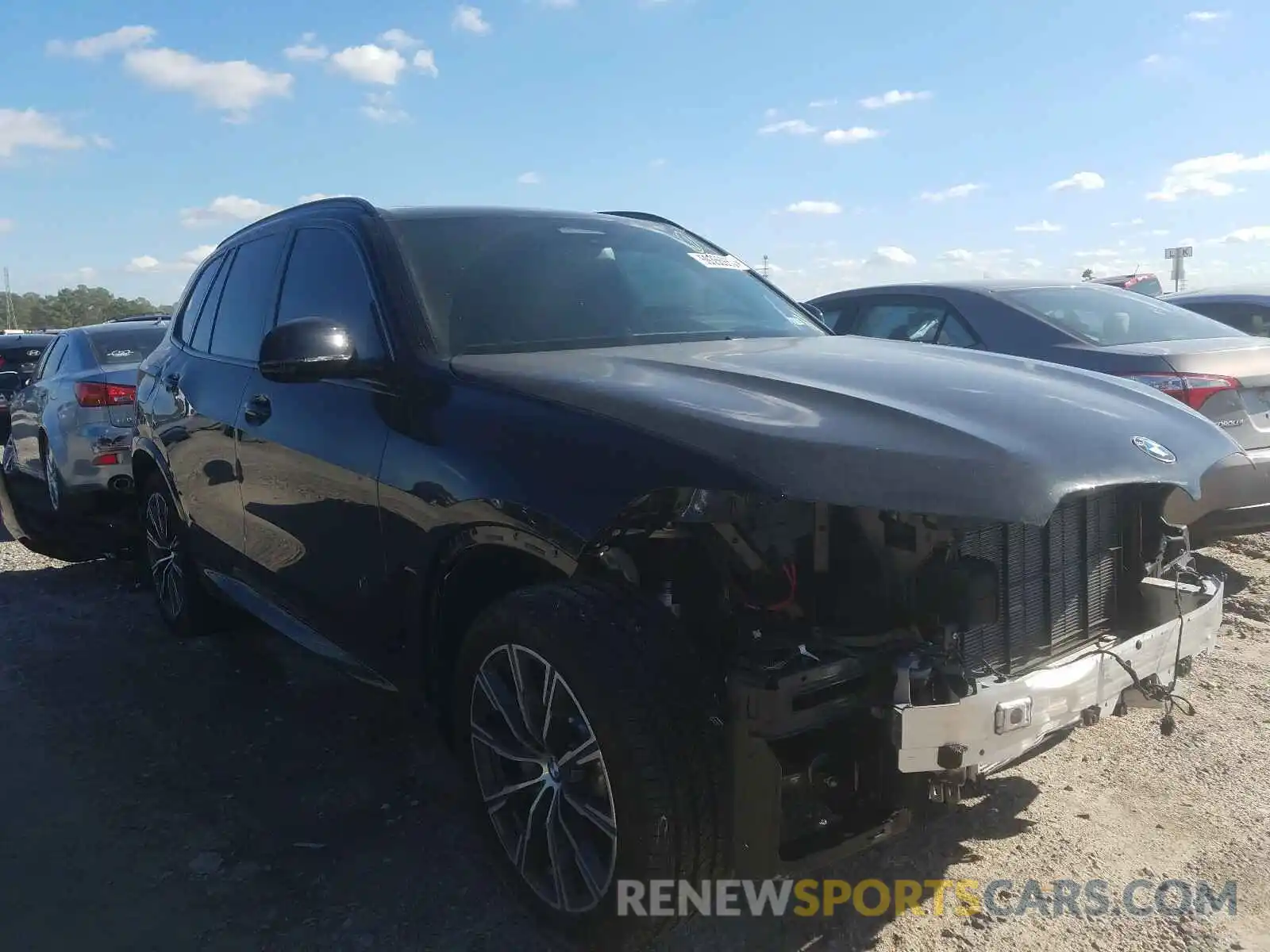 1 Photograph of a damaged car 5UXCR4C04L9B21556 BMW X5 2020