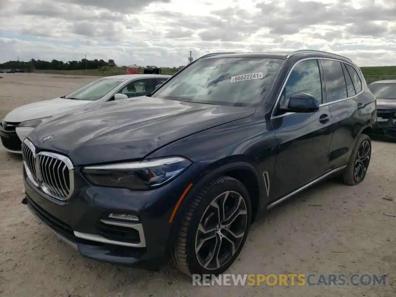 2 Photograph of a damaged car 5UXCR4C04LLE30589 BMW X5 2020