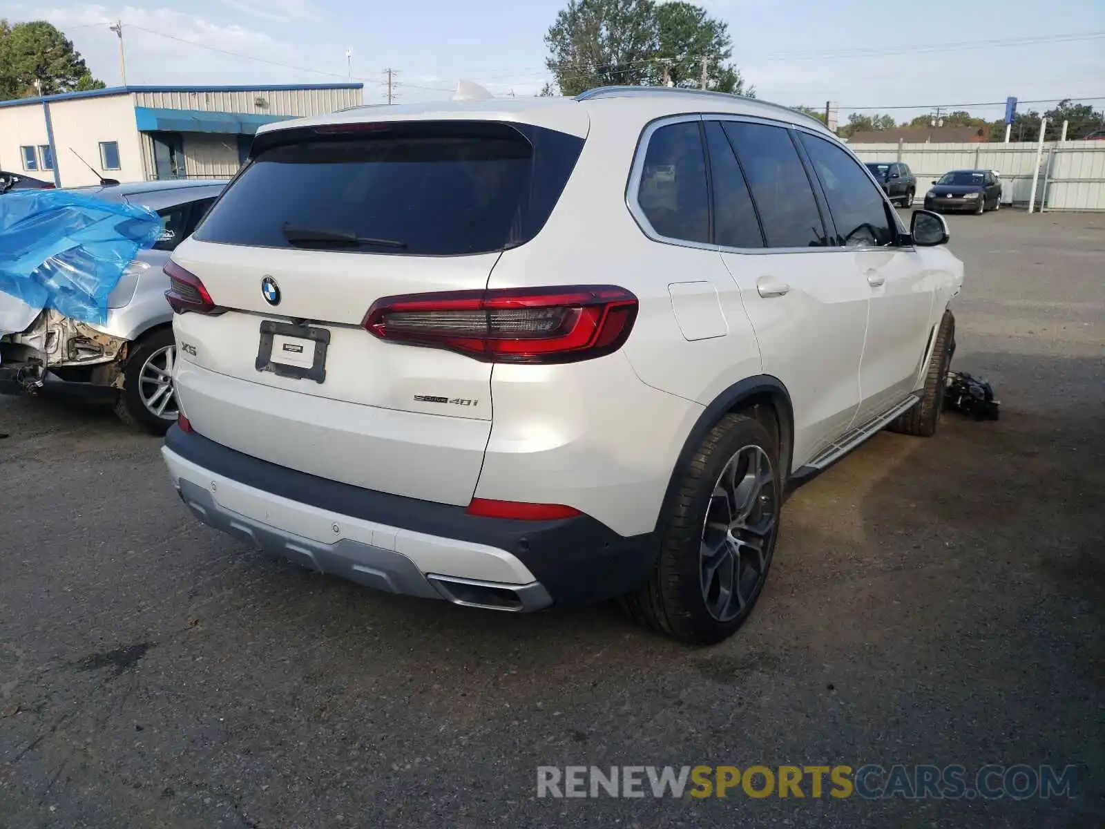 4 Photograph of a damaged car 5UXCR4C04LLW64857 BMW X5 2020