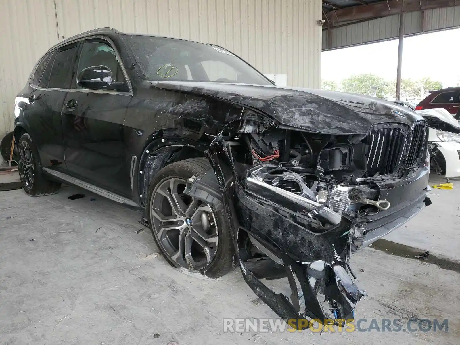 1 Photograph of a damaged car 5UXCR4C05L9B25888 BMW X5 2020