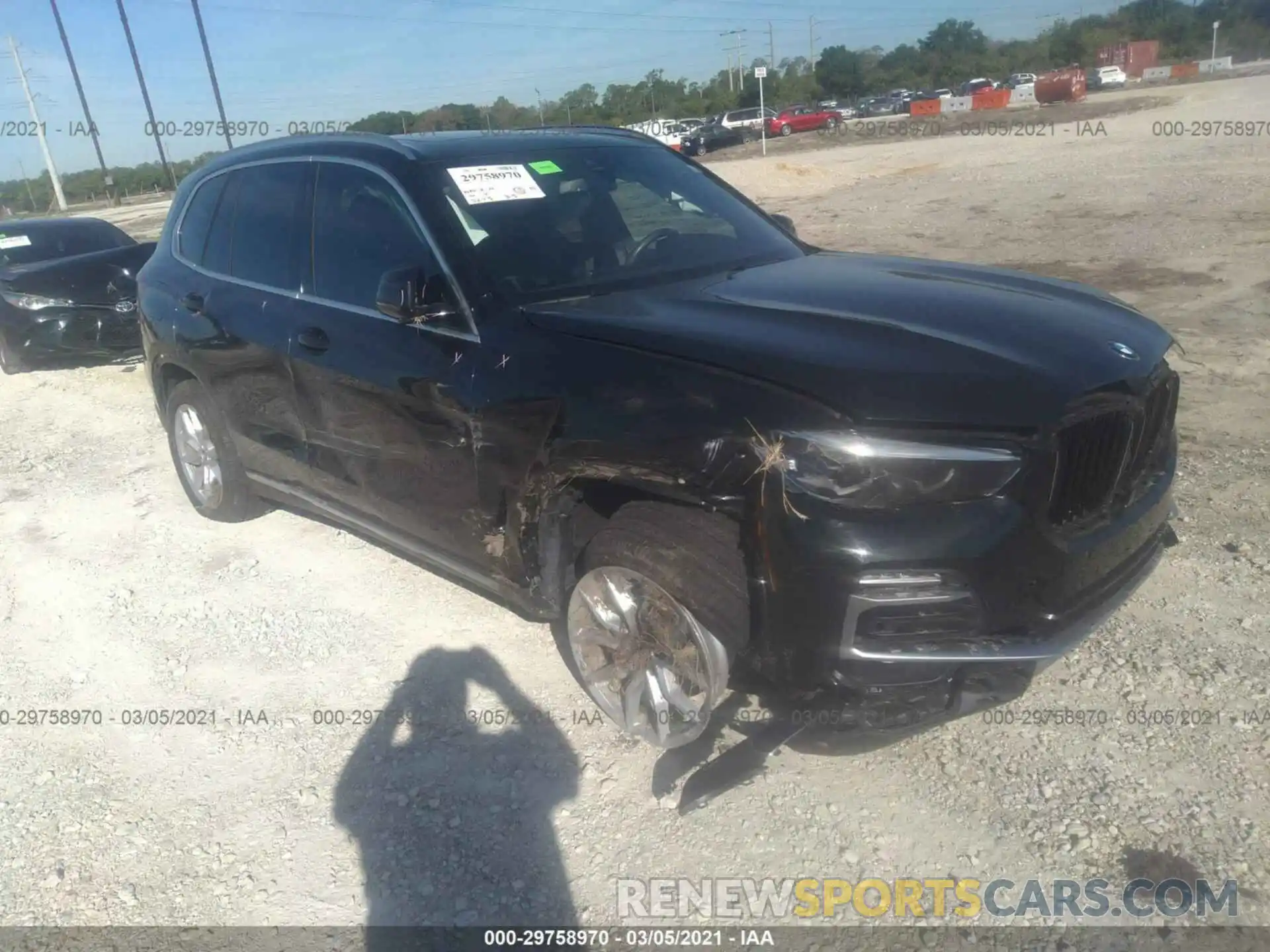 1 Photograph of a damaged car 5UXCR4C05L9B40875 BMW X5 2020