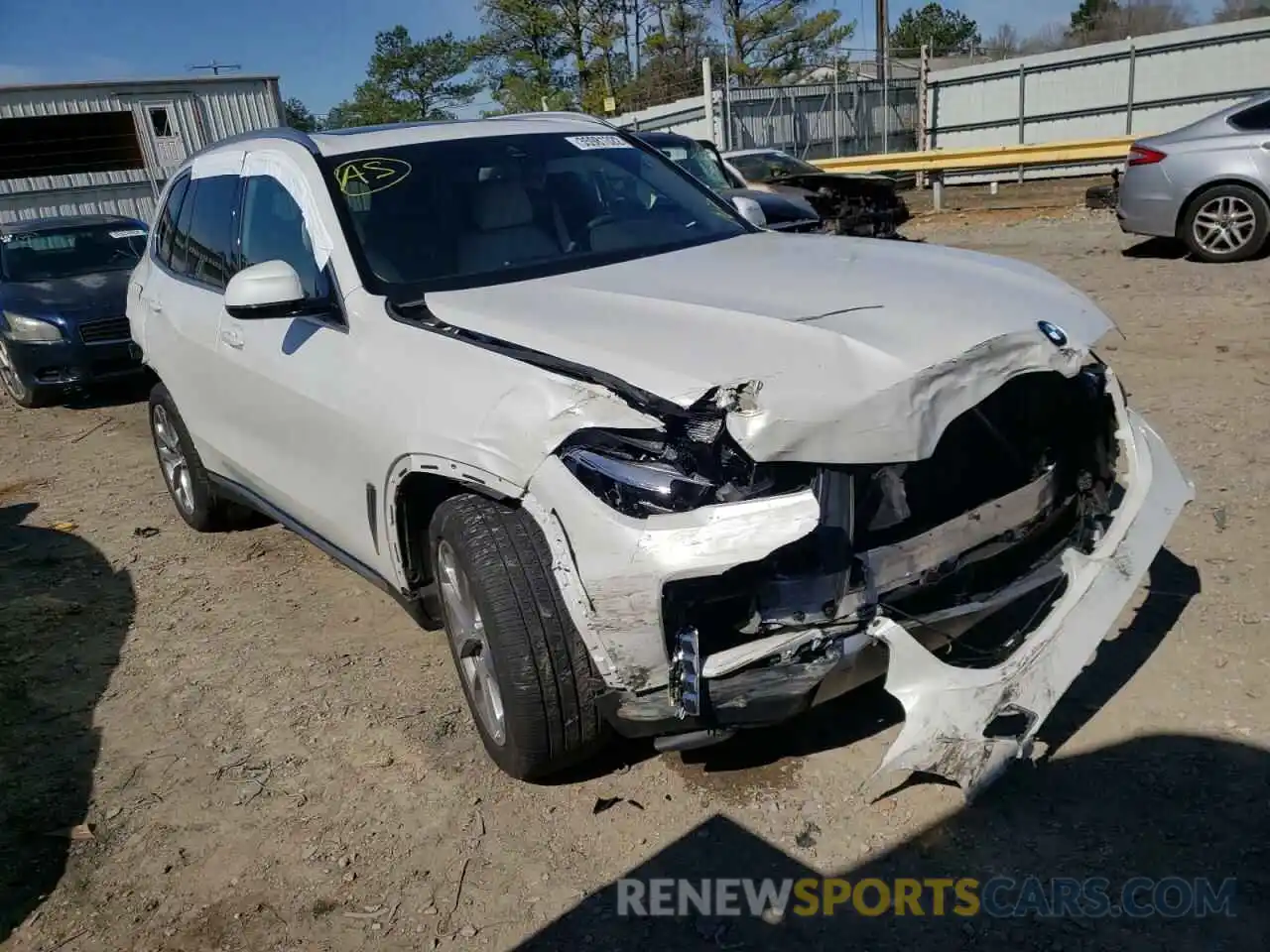 1 Photograph of a damaged car 5UXCR4C05L9C75483 BMW X5 2020