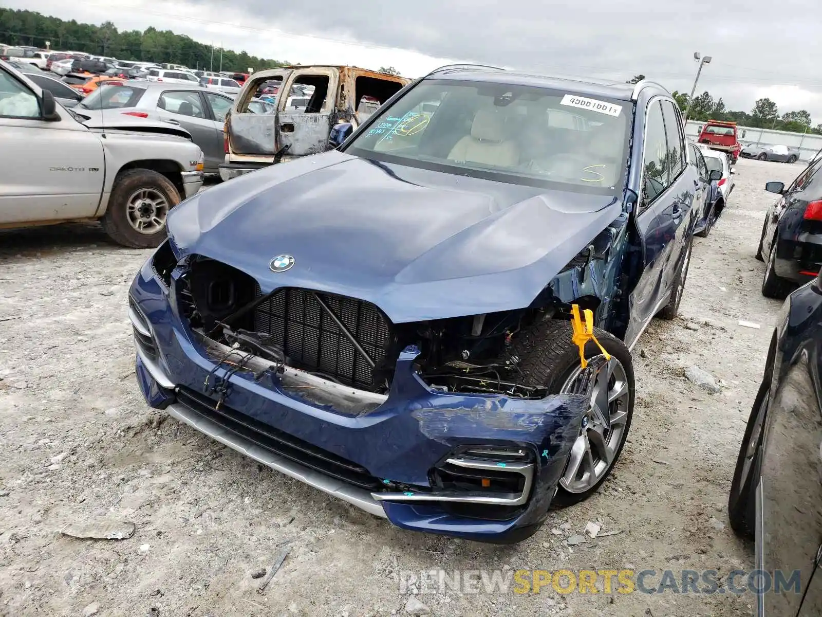 2 Photograph of a damaged car 5UXCR4C05L9D49694 BMW X5 2020