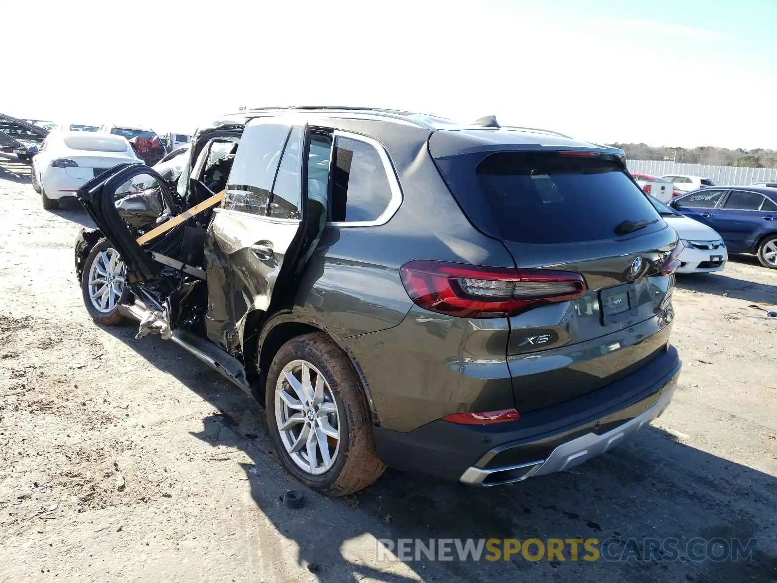 3 Фотография поврежденного автомобиля 5UXCR4C06L9C14837 BMW X5 2020