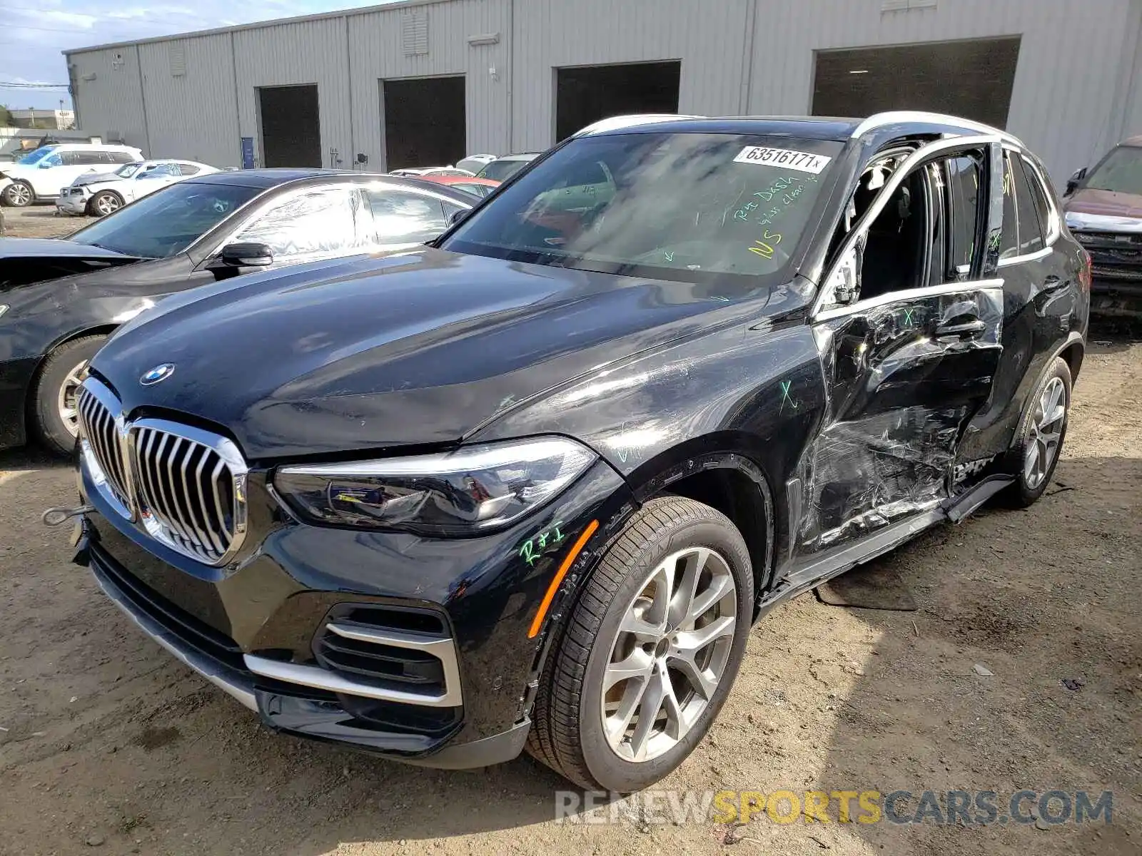 2 Photograph of a damaged car 5UXCR4C06L9C75671 BMW X5 2020