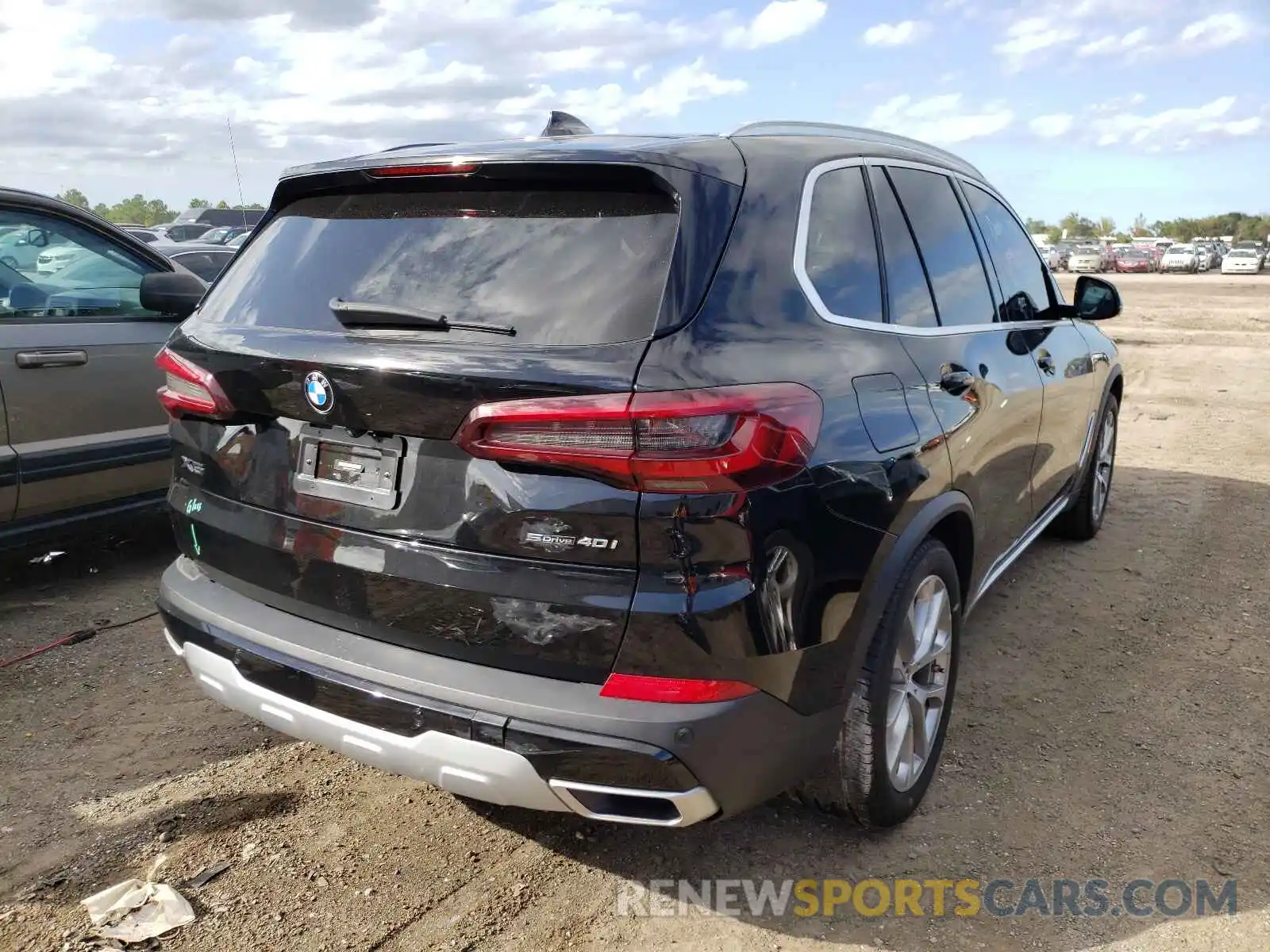 4 Photograph of a damaged car 5UXCR4C06L9C75671 BMW X5 2020