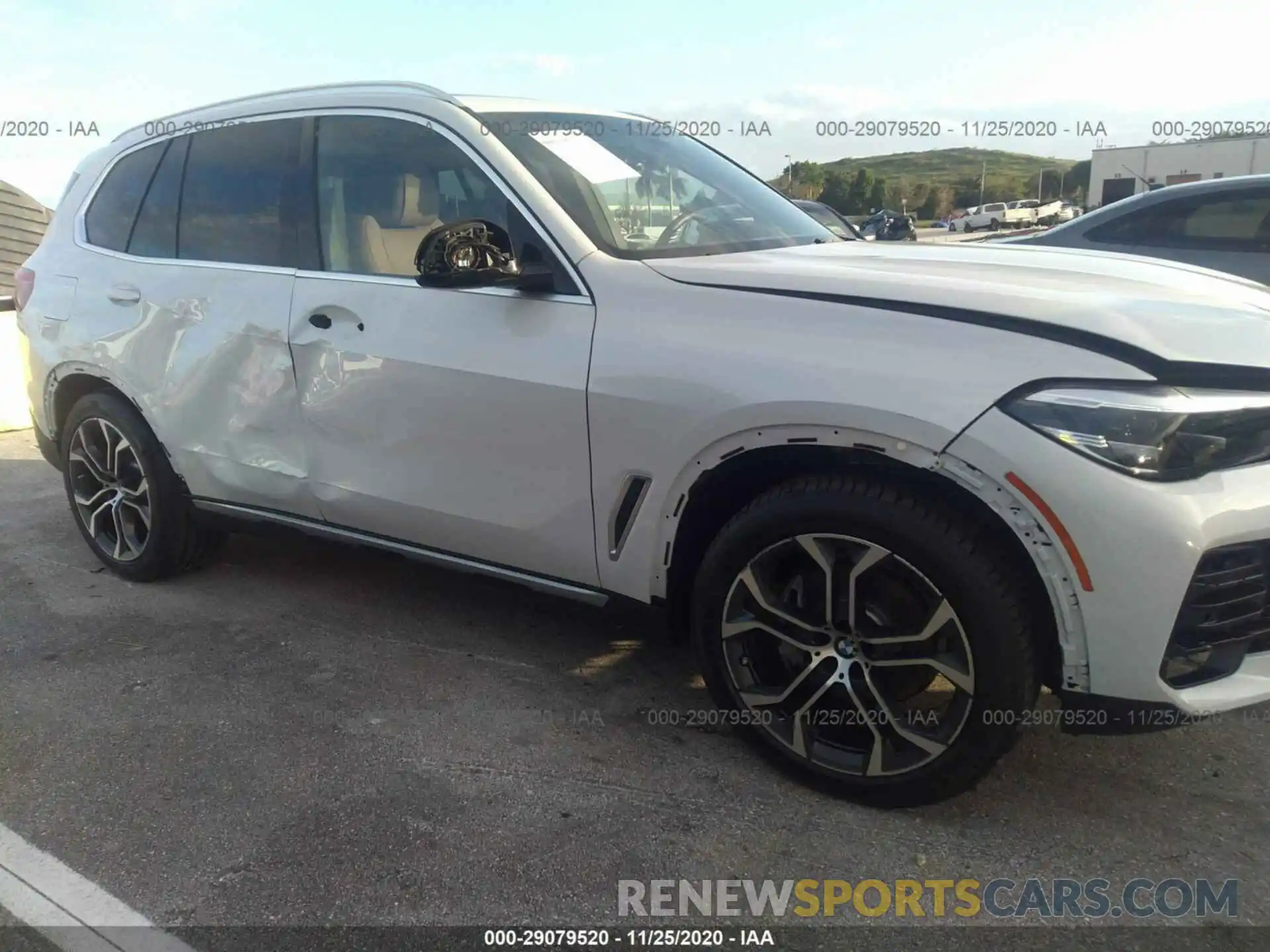 6 Photograph of a damaged car 5UXCR4C06LLW63662 BMW X5 2020