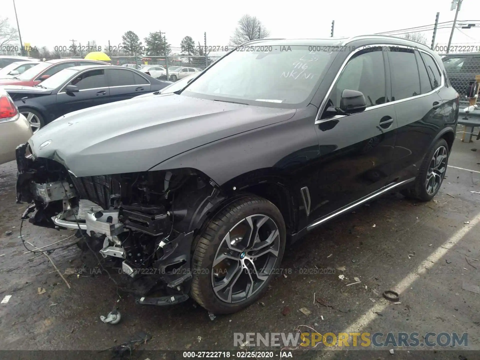 2 Photograph of a damaged car 5UXCR4C07LLT19161 BMW X5 2020